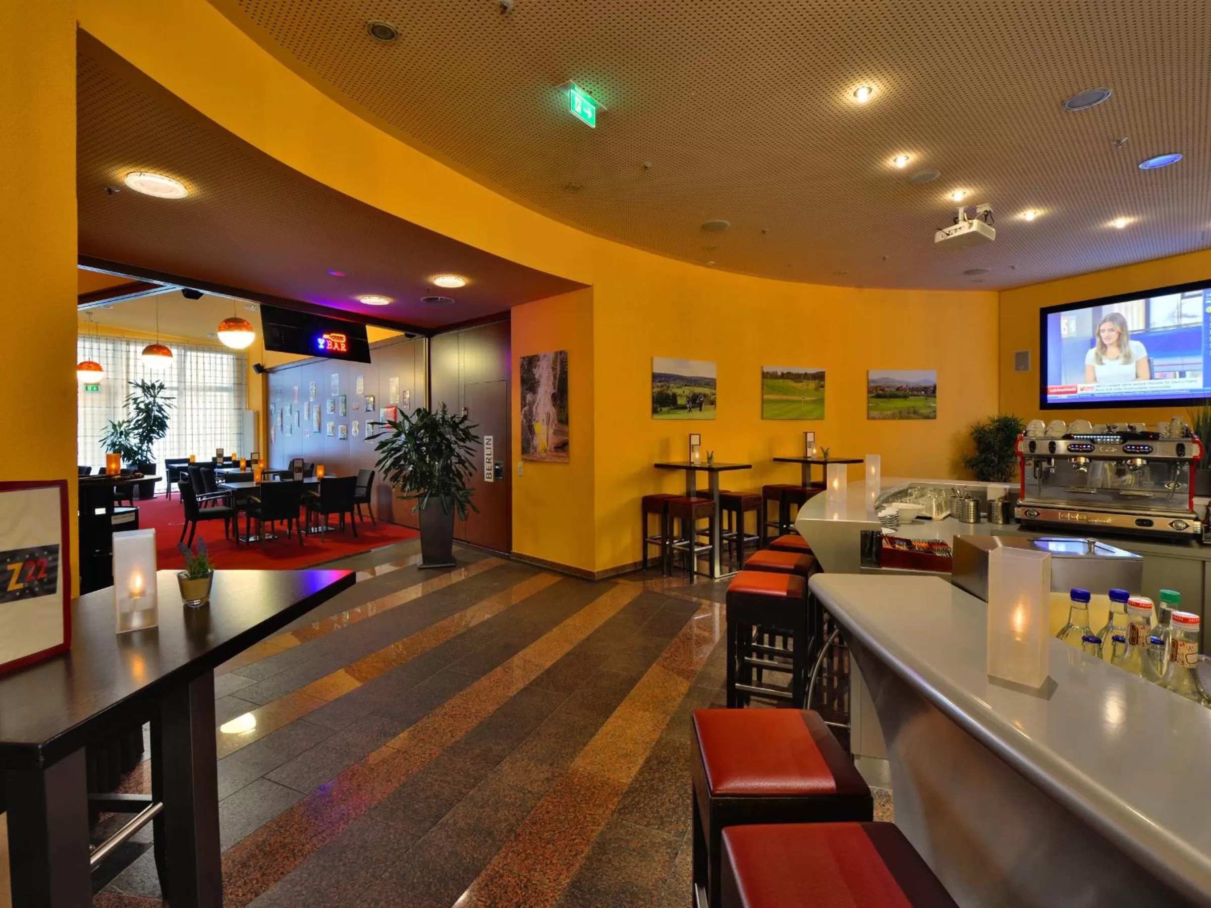 Lounge or bar in Best Western Plus Konrad Zuse Hotel