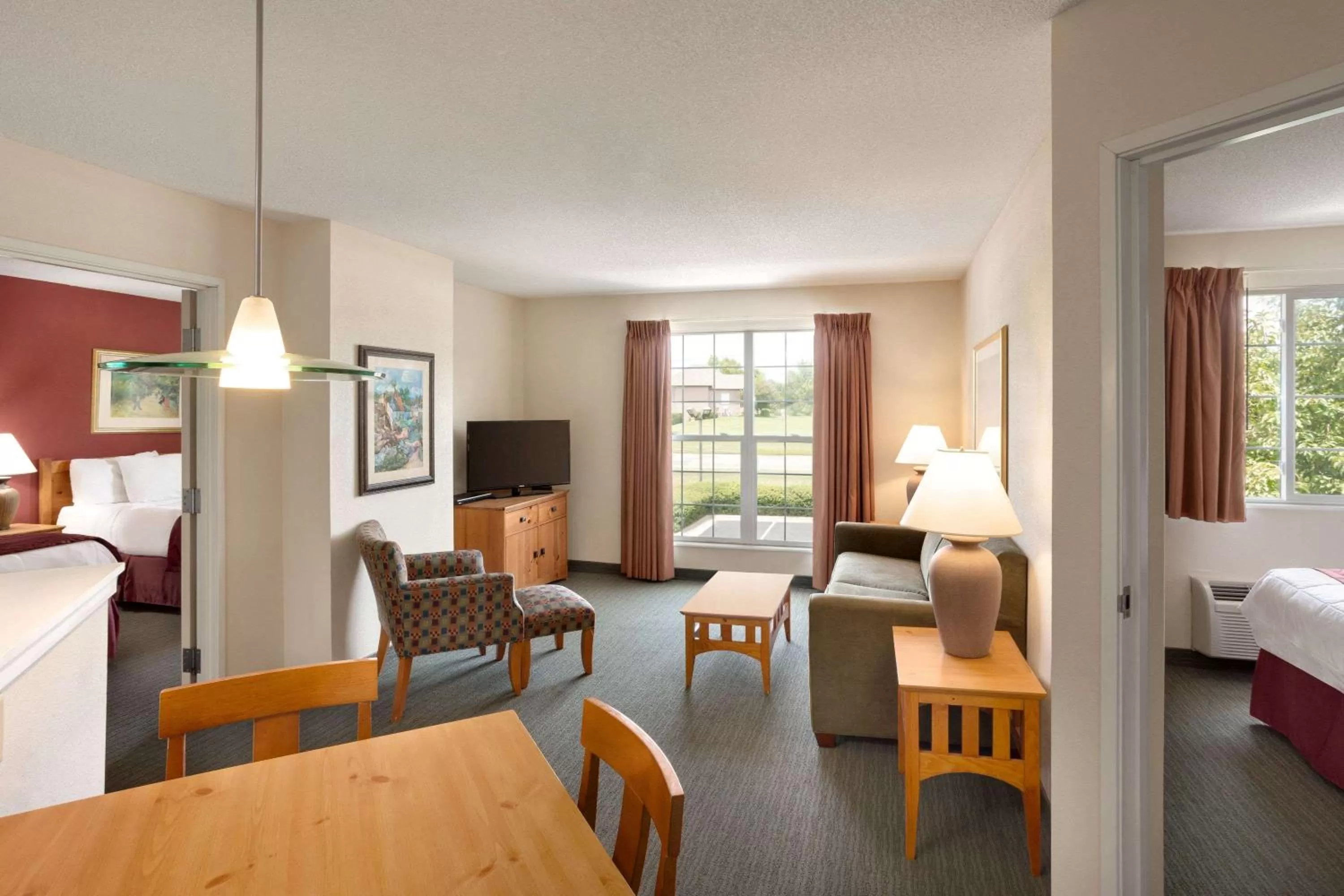 Photo of the whole room, Bed in Baymont by Wyndham Wichita East