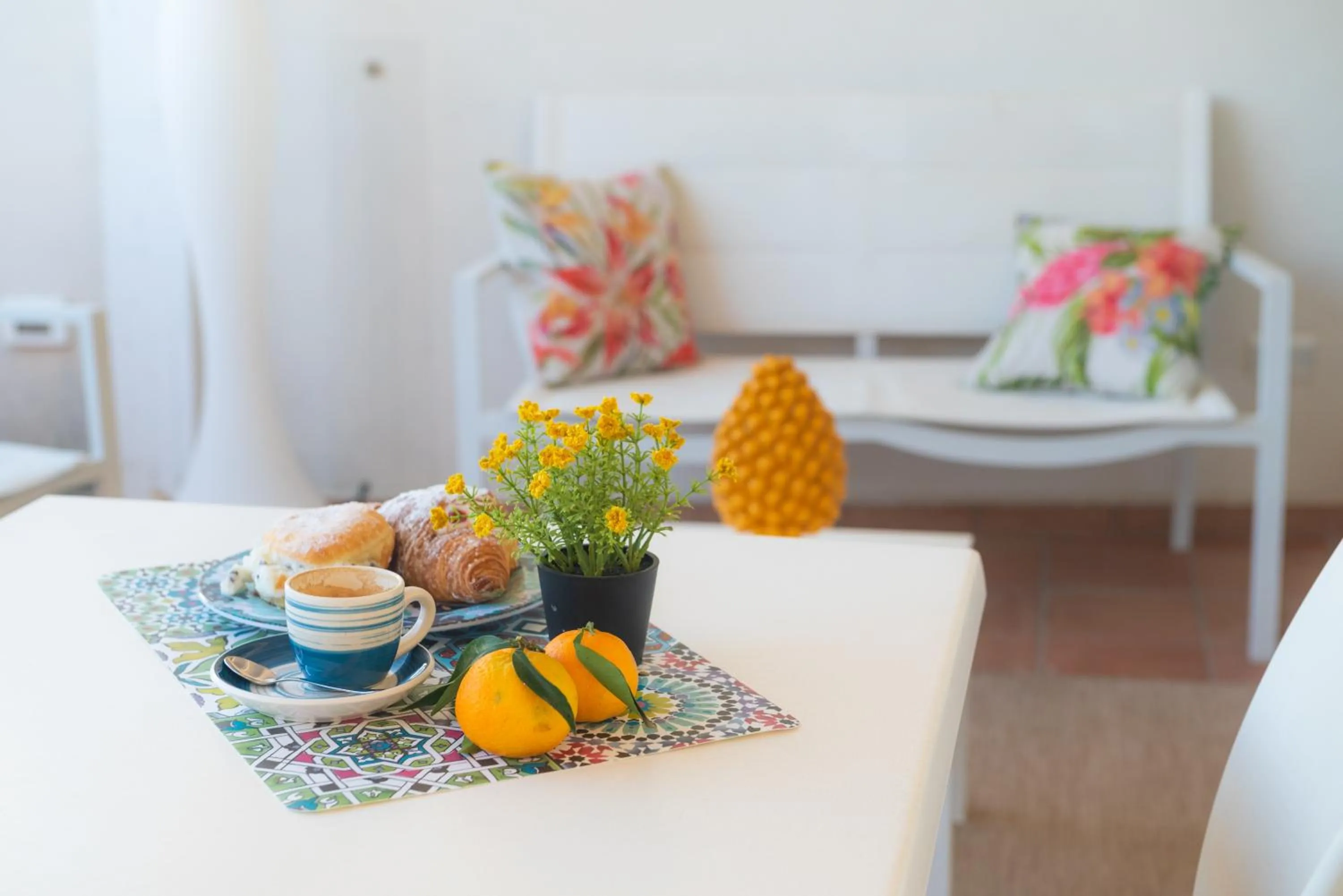 Breakfast in ZIBIBBO SUITES & ROOMS - Aparthotel in Centro Storico a Trapani