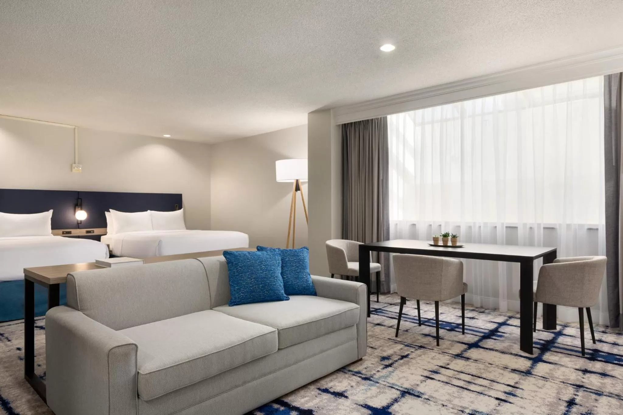 Photo of the whole room, Bed in Crowne Plaza College Park - Washington DC by IHG