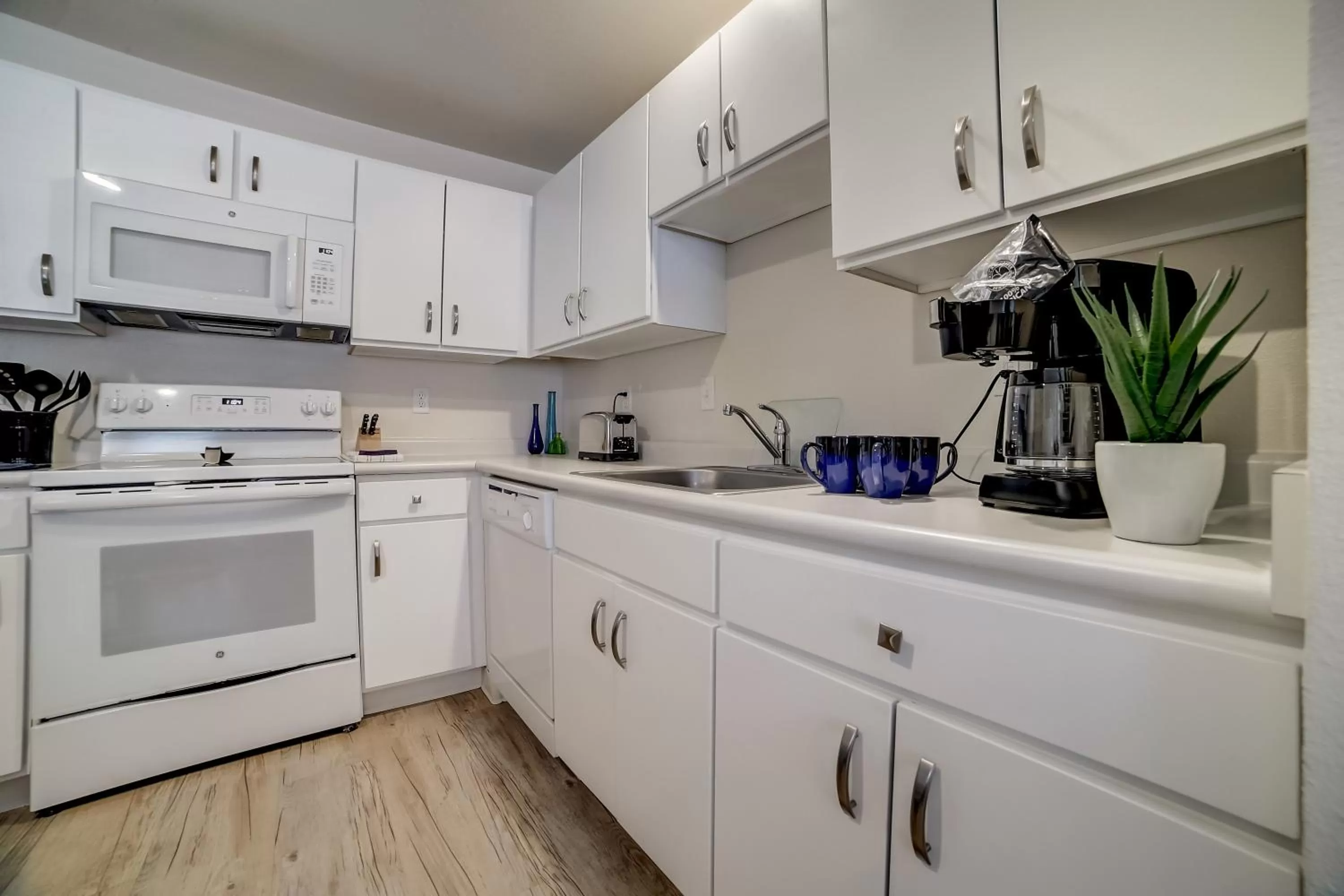 kitchen, Kitchen/Kitchenette in WaterWalk San Antonio at The Rim