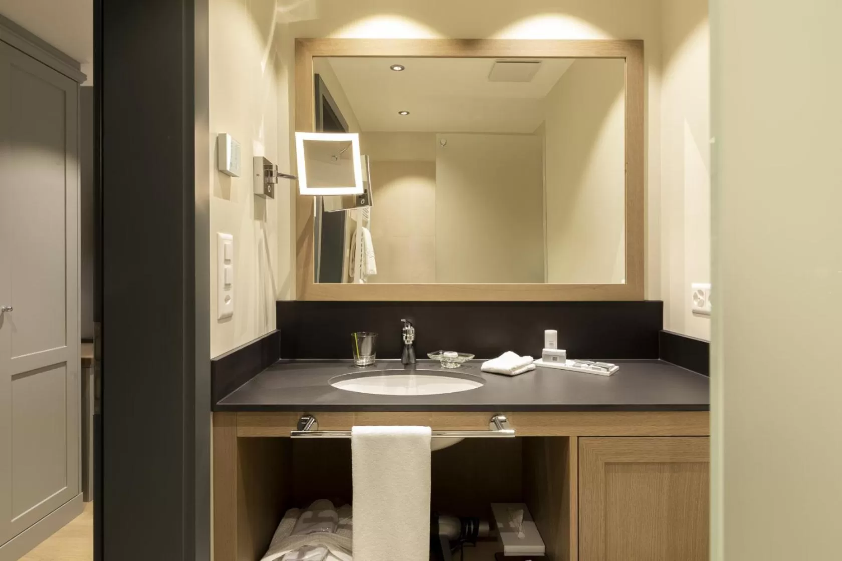 Bathroom in Hotel Ascovilla Charming Hideway