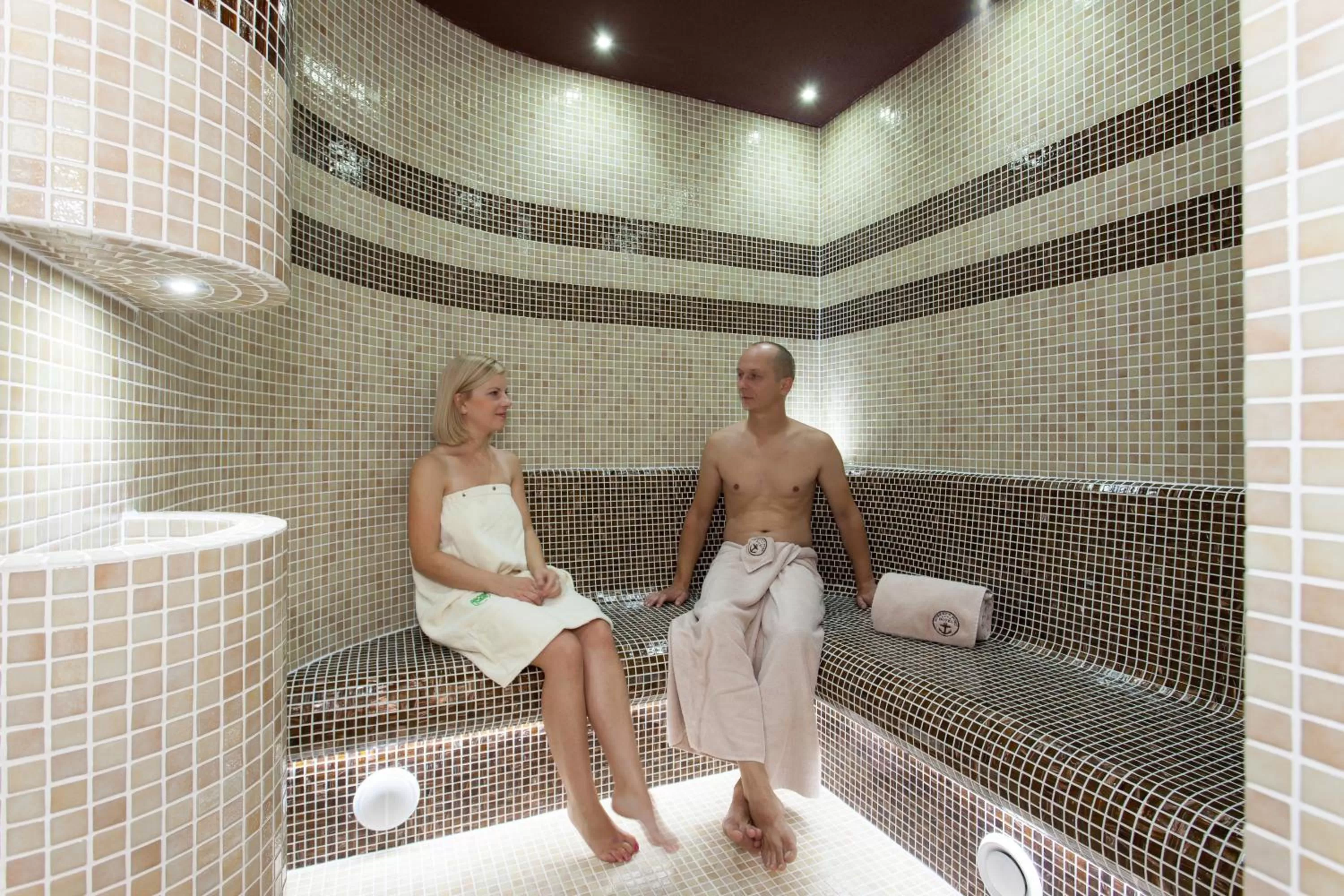 Sauna in Hotel Robert's Port