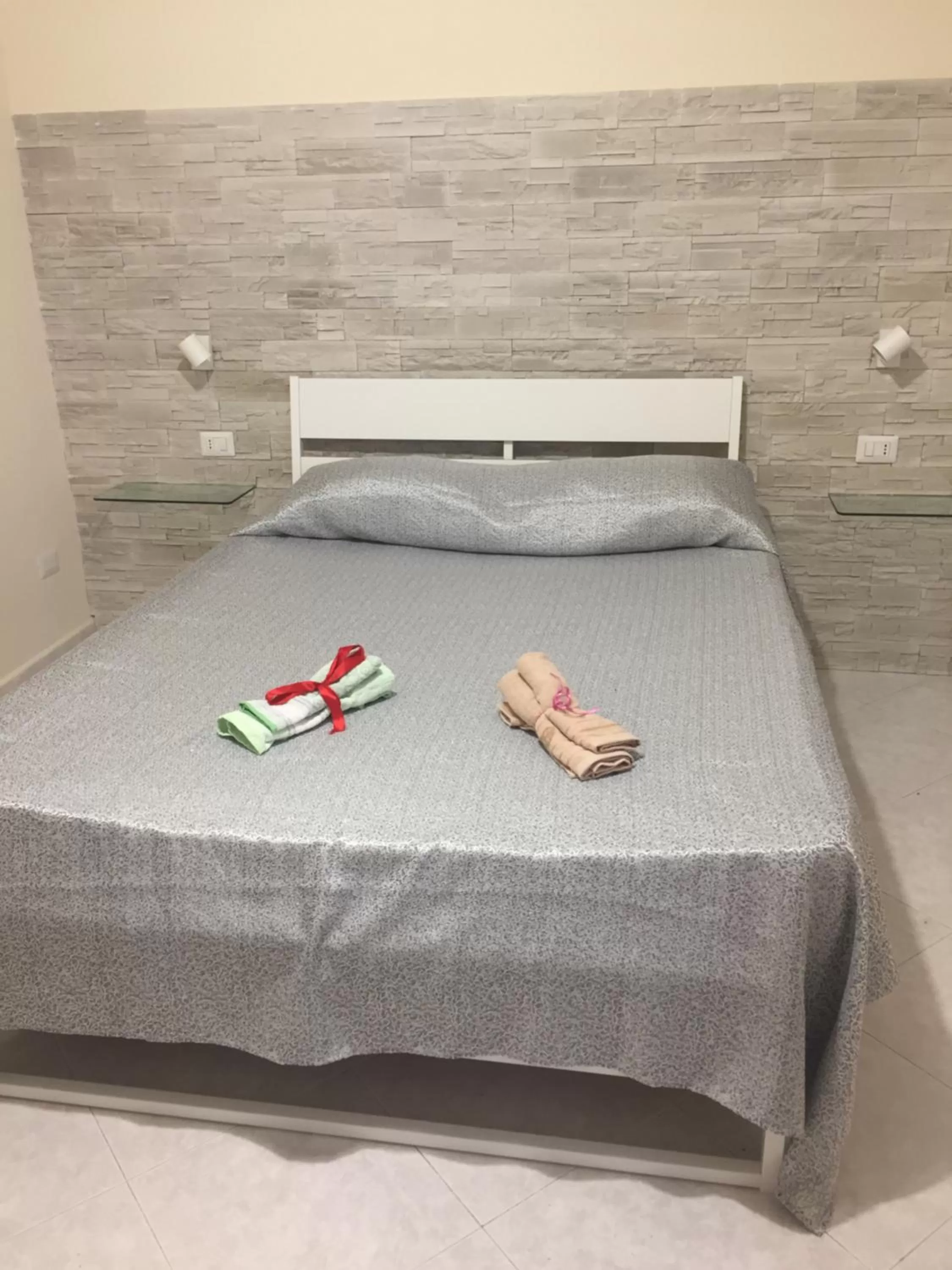 Bedroom, Bed in Maria's home