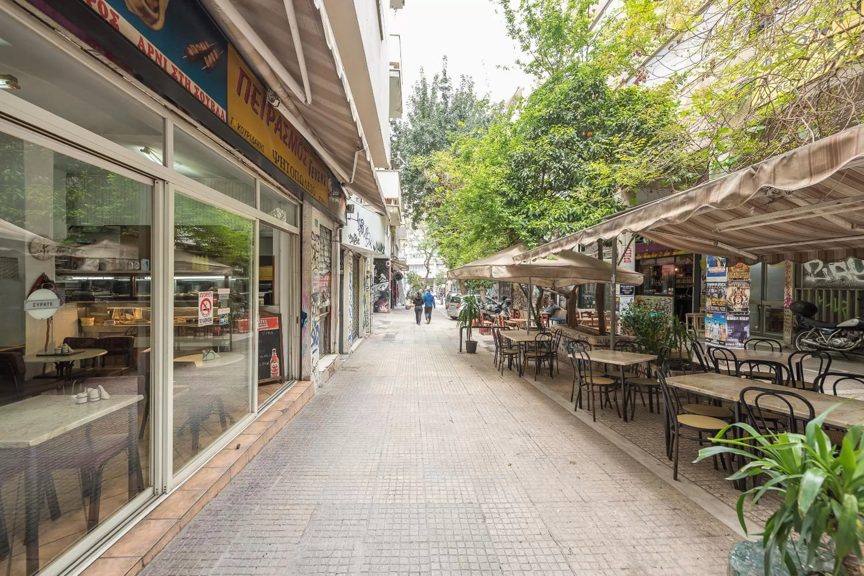 Property building in Athens Lights