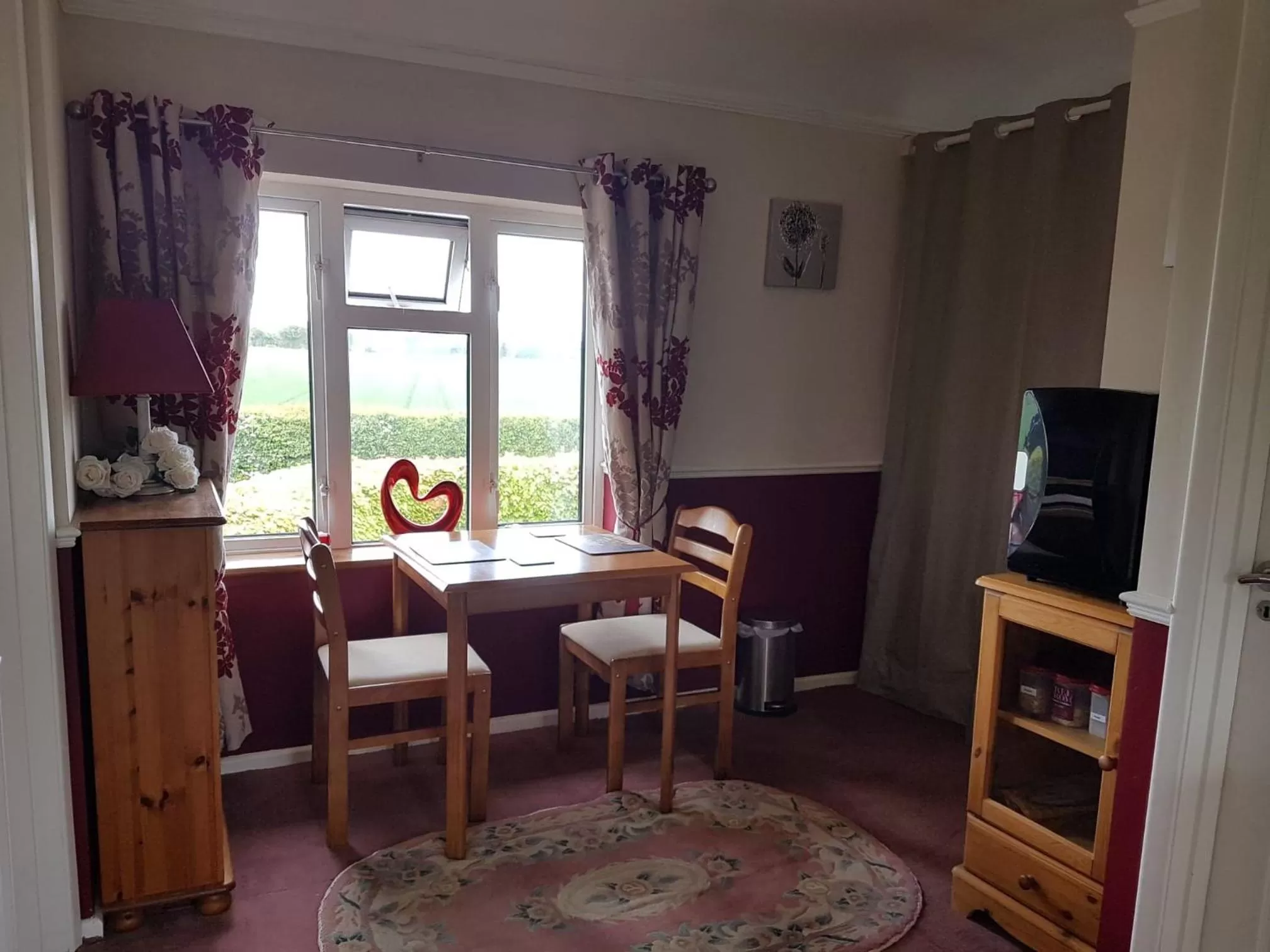 Dining area in Chimneys B&B