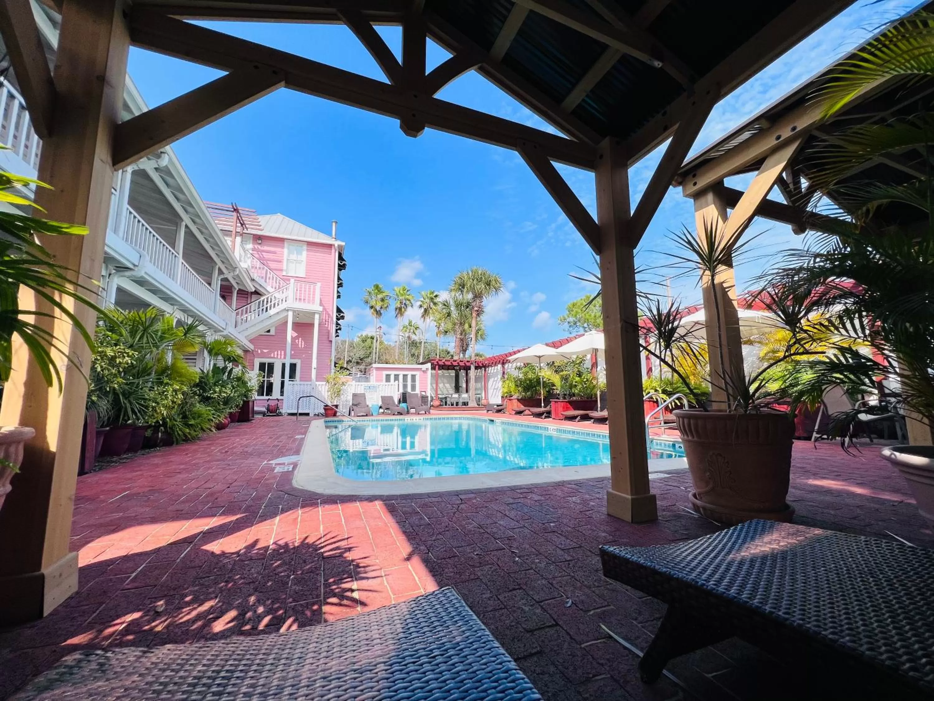 Swimming pool in The Riverview Hotel - New Smyrna Beach