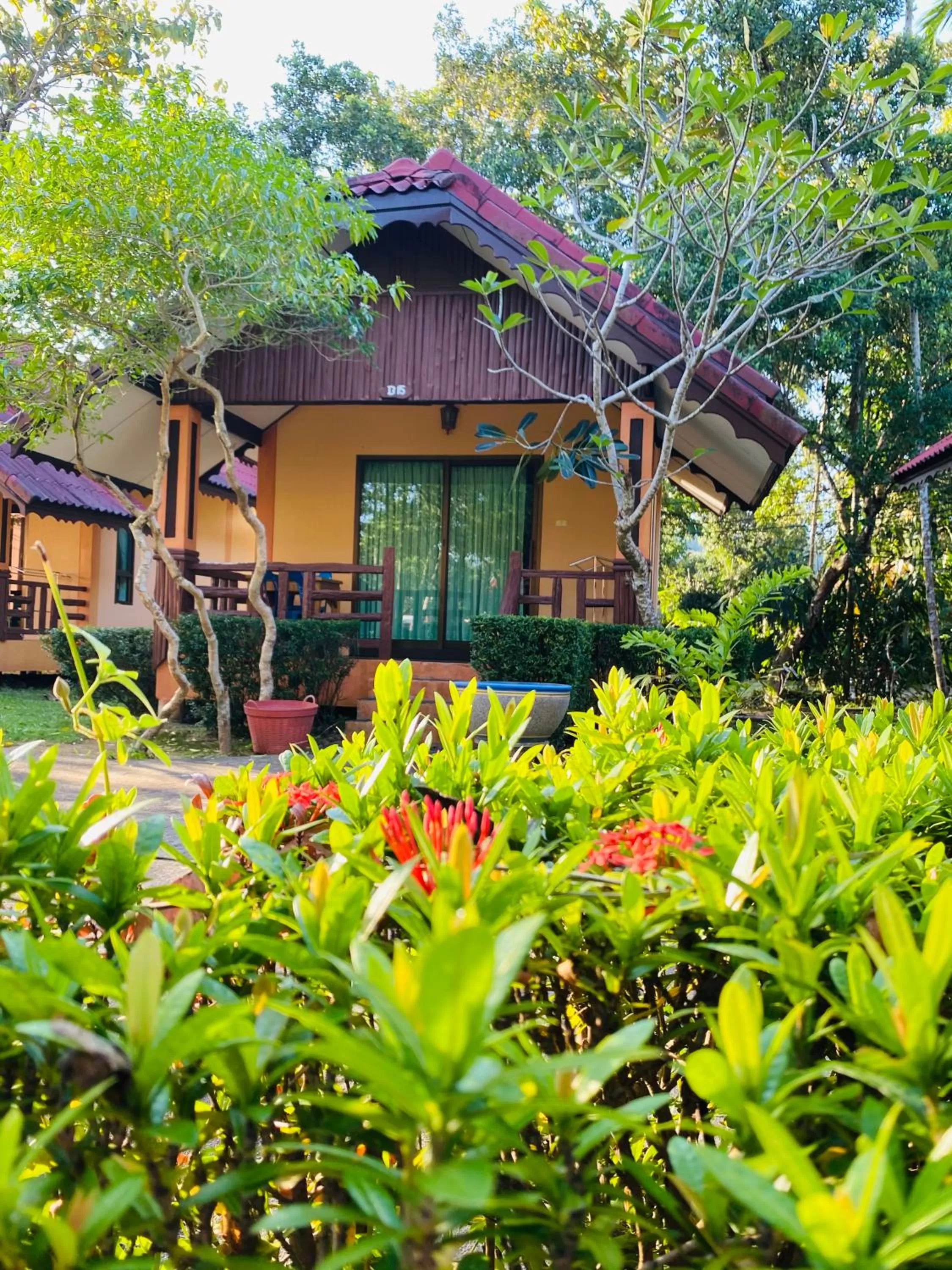 Property building in Kaibae Hut Resort