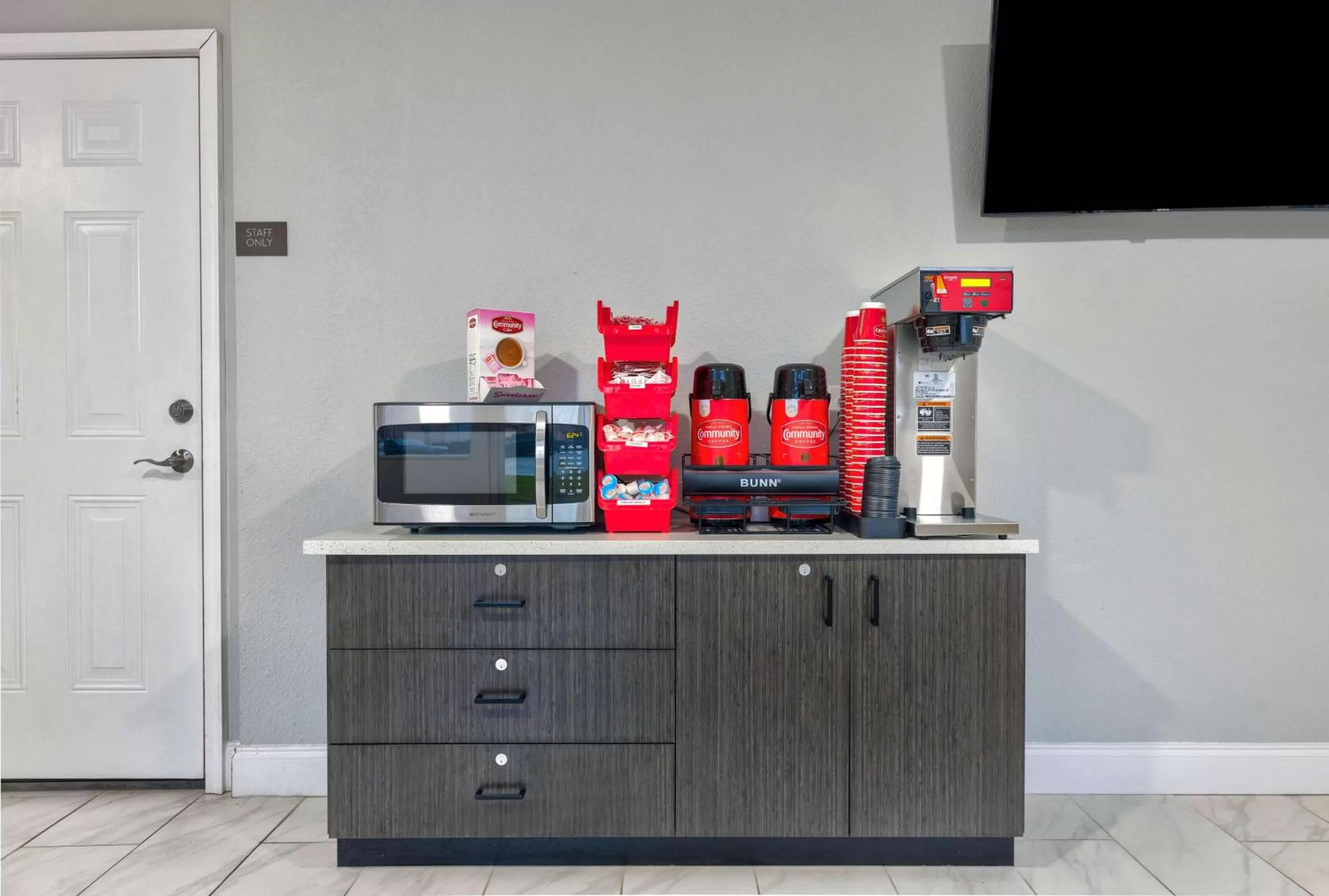 Restaurant/places to eat in Motel 6 Corbin KY