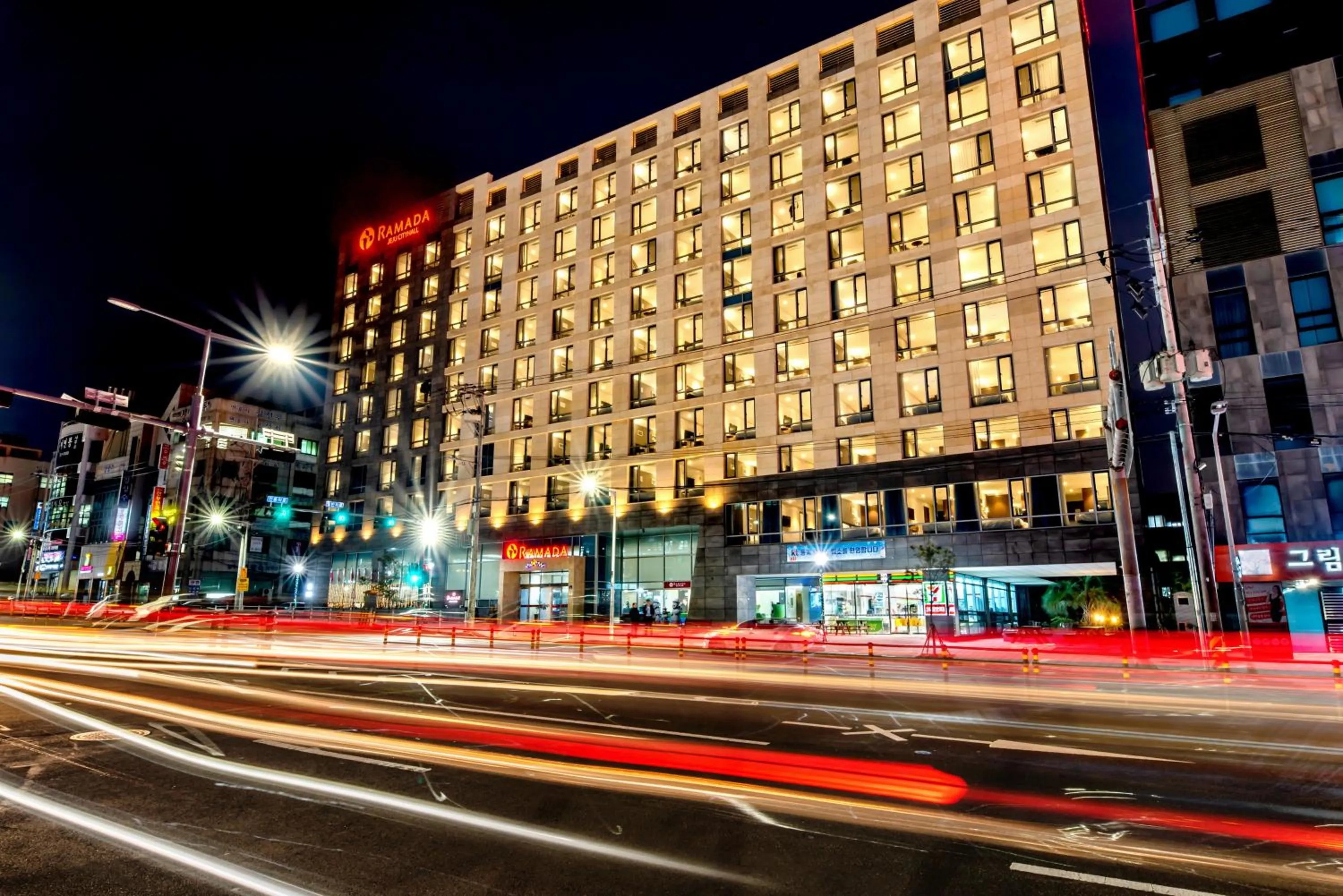 Ramada by Wyndham Jeju City Hall