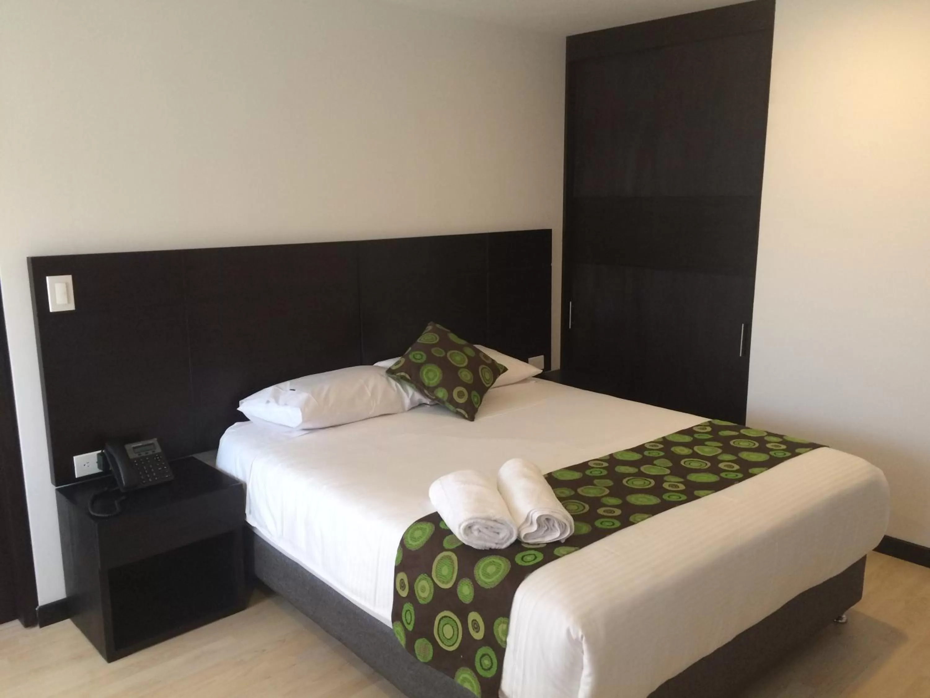 Bedroom, Bed in Hotel H53