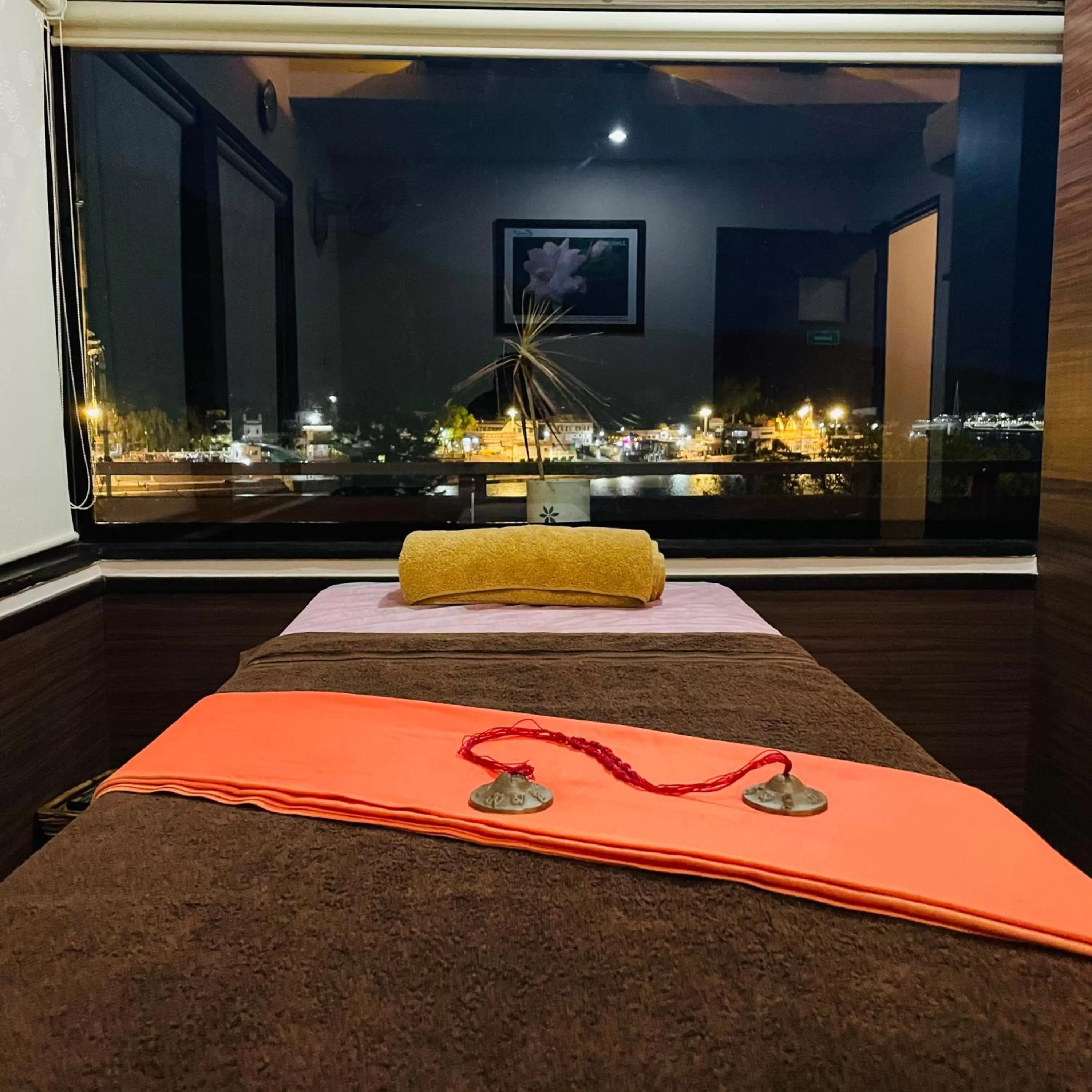 Activities, Bed in Sanskriti Vedic Retreat