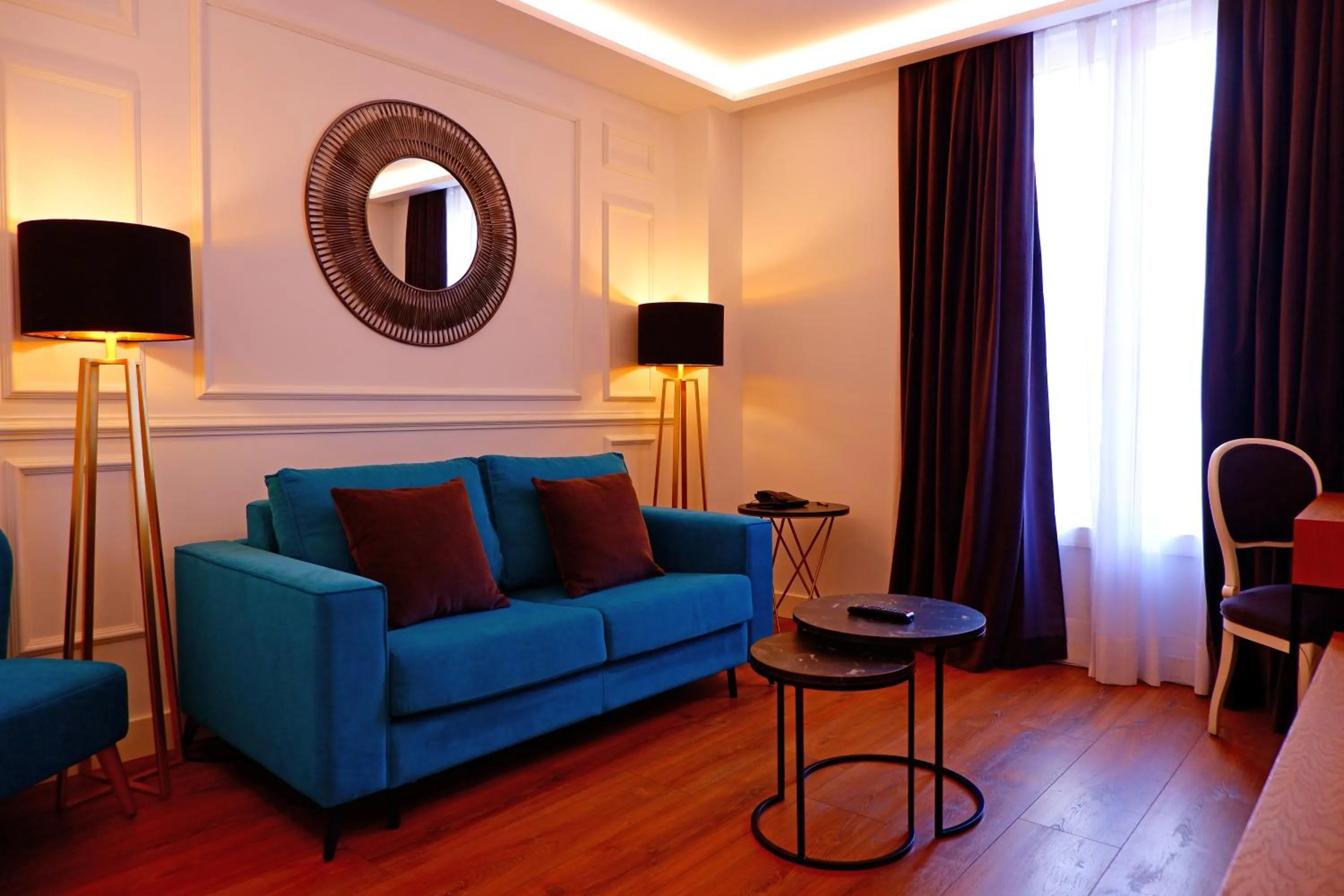 Living room in Hotel Colón Plaza