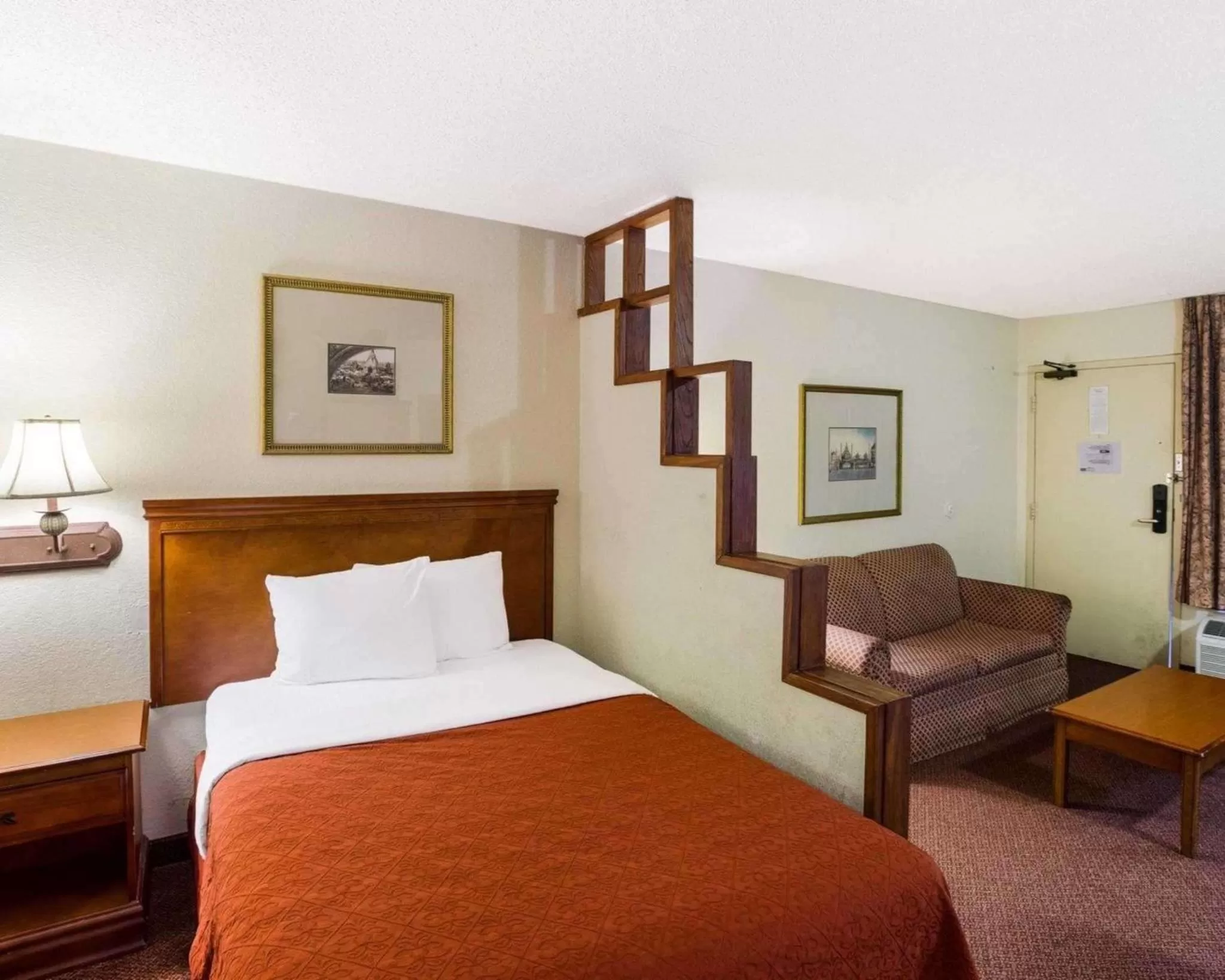 Photo of the whole room in Rodeway Inn & Suites South of Fiesta Park