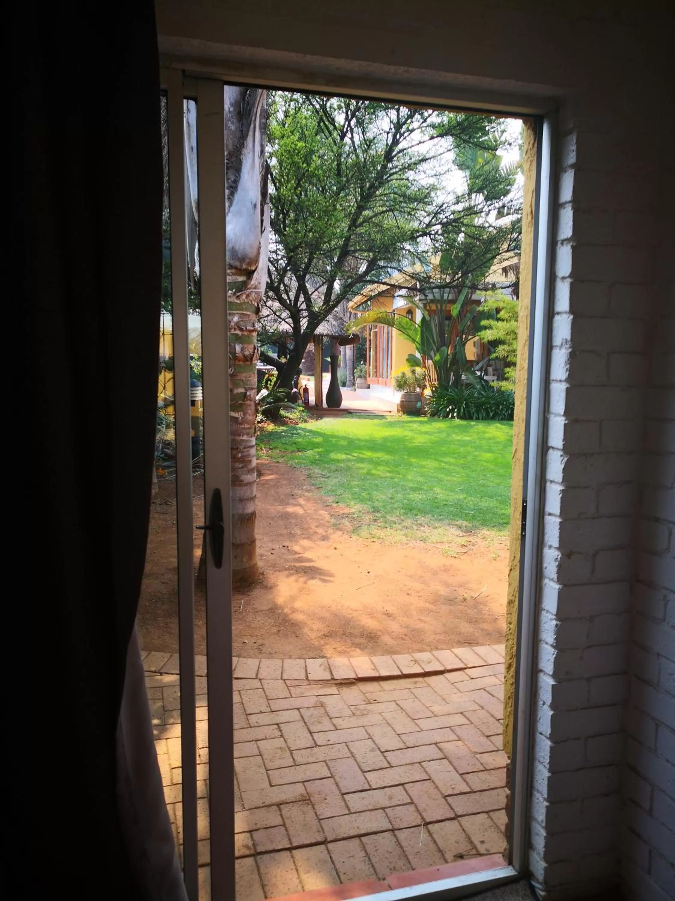 Garden view in 3 Brothers B&B