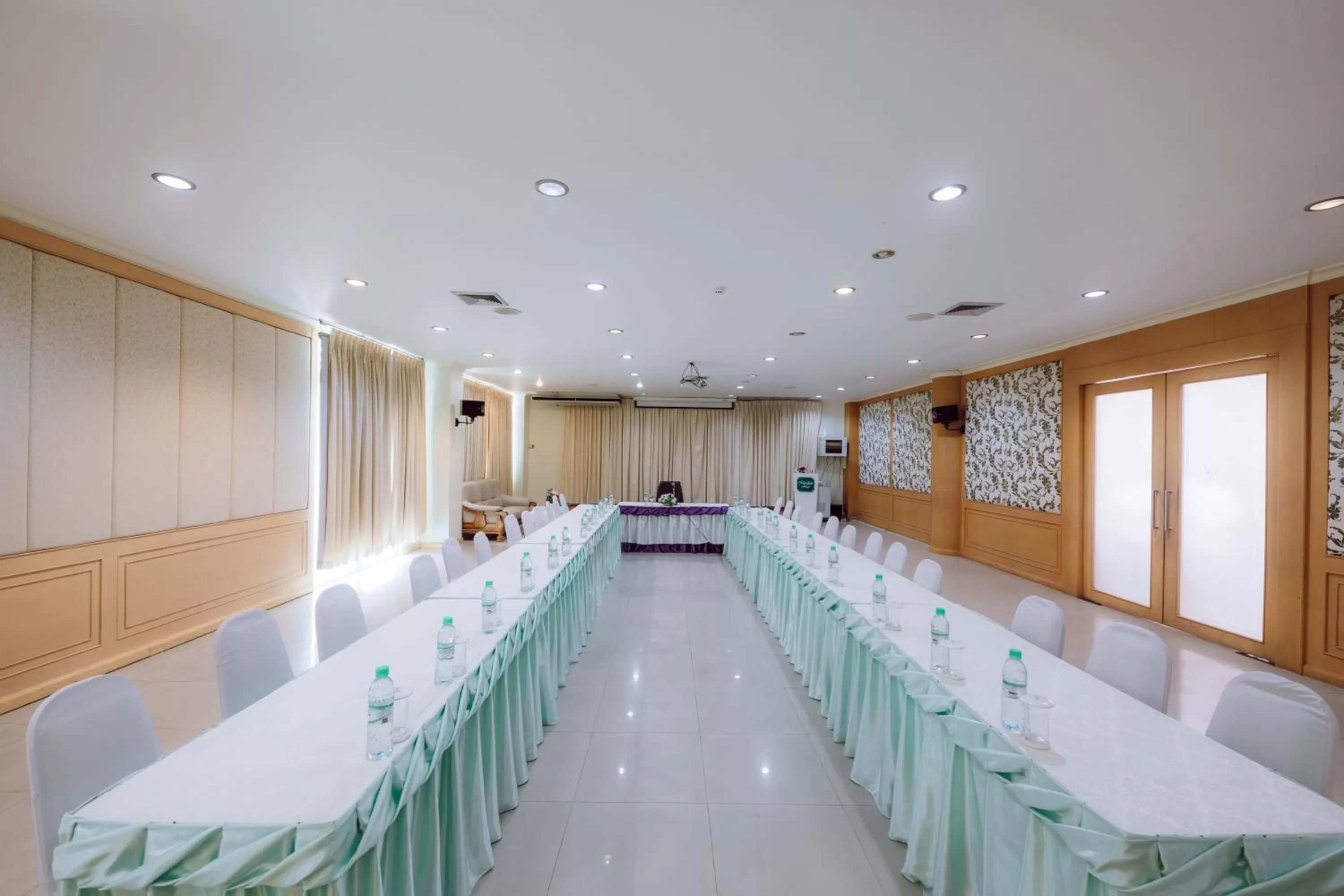 Meeting/conference room in Morakot Twin Chumphon