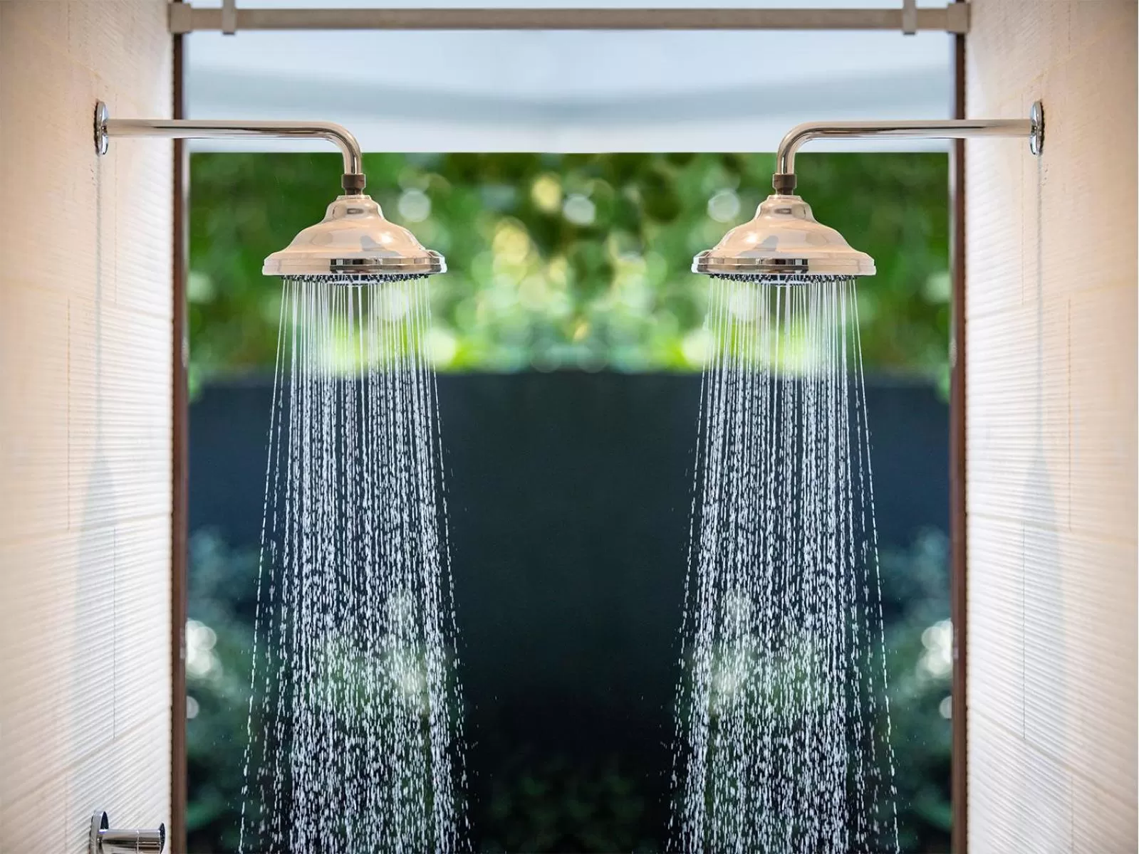 Shower in Pumilio Mountain & Ocean Hotel