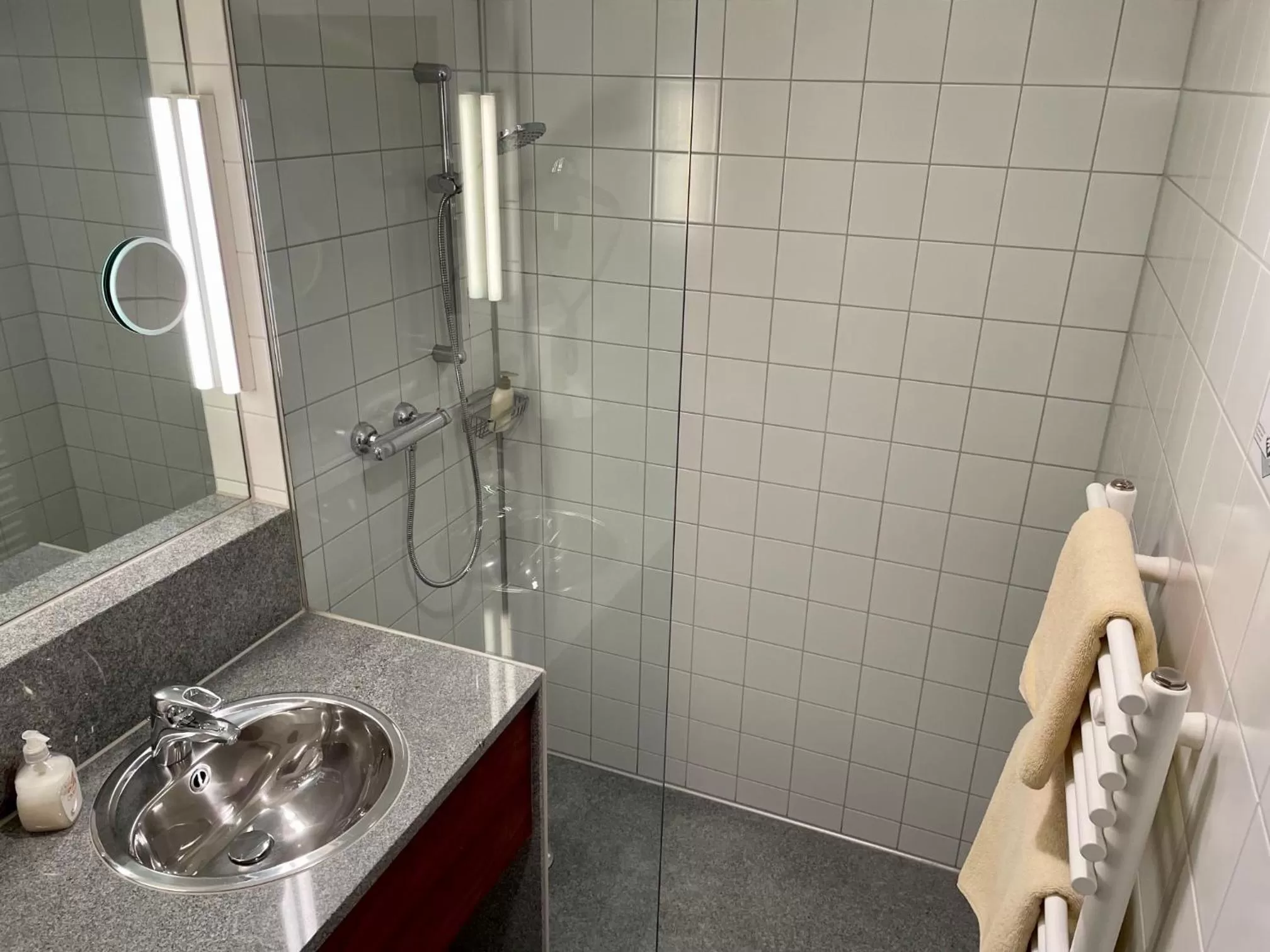 Bathroom in Gasthof Meindl