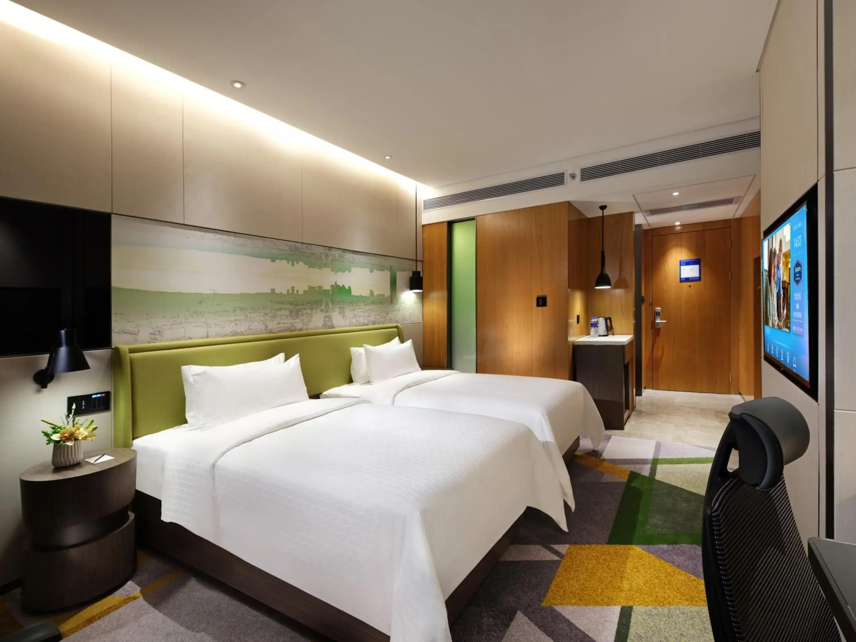 Superior Twin Bed Room in Hampton by Hilton Guangzhou Tianhe Sports Center-Free Shuttle Bus to Exhibition During Canton Fair Period Superior Twin Bed Room in Hampton by Hilton Guangzhou Tianhe Sports Center-Free Shuttle Bus to Exhibition During Canton Fair Period