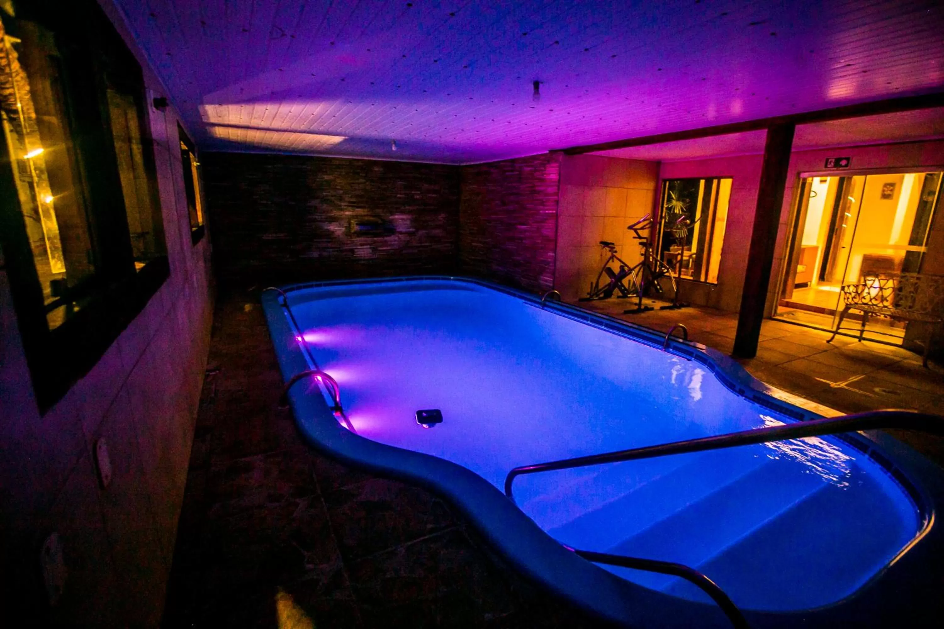 Swimming Pool in Pousada Neuza Barbosa