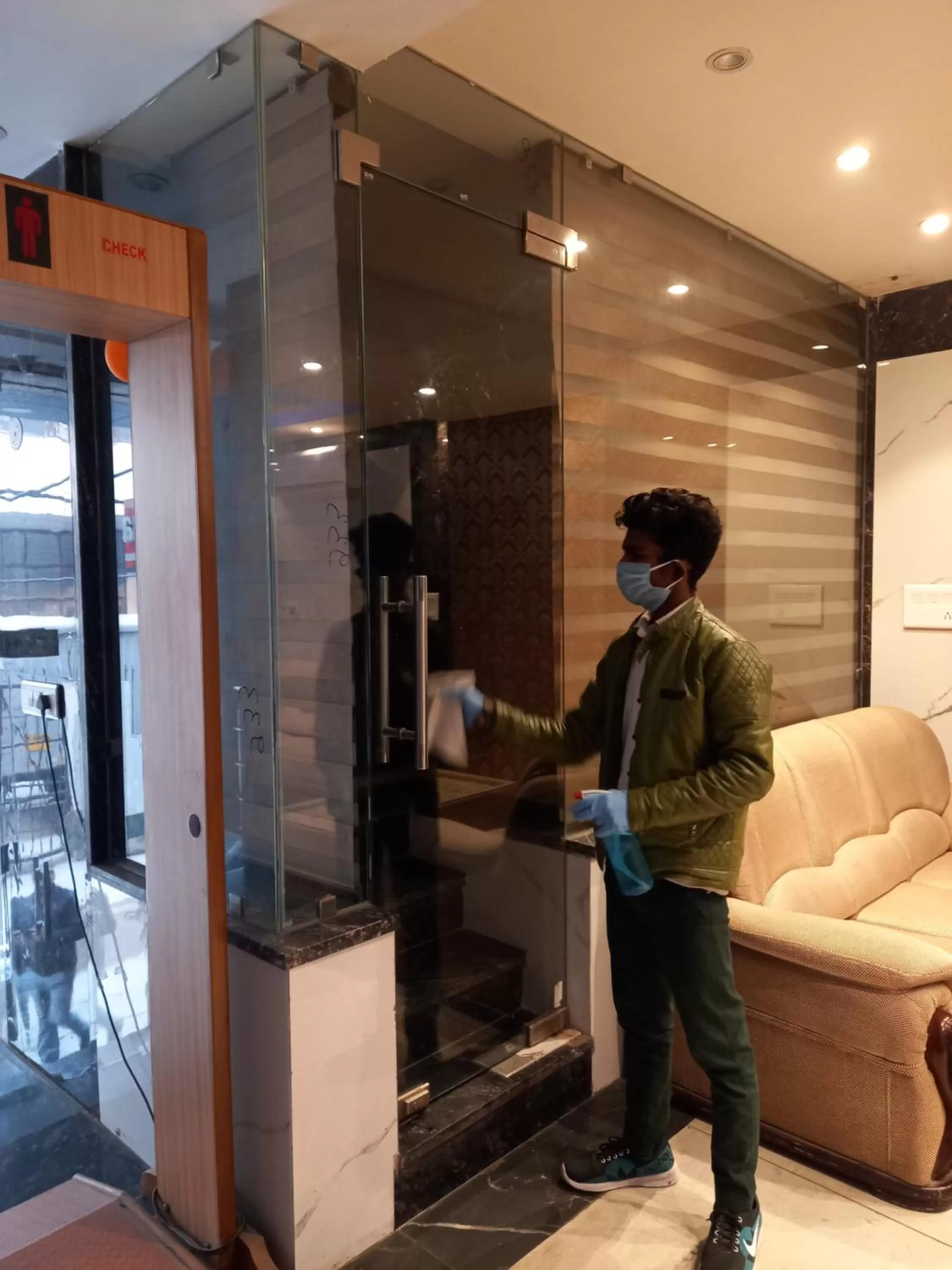 Staff in Olivia Hotels At Delhi Airport