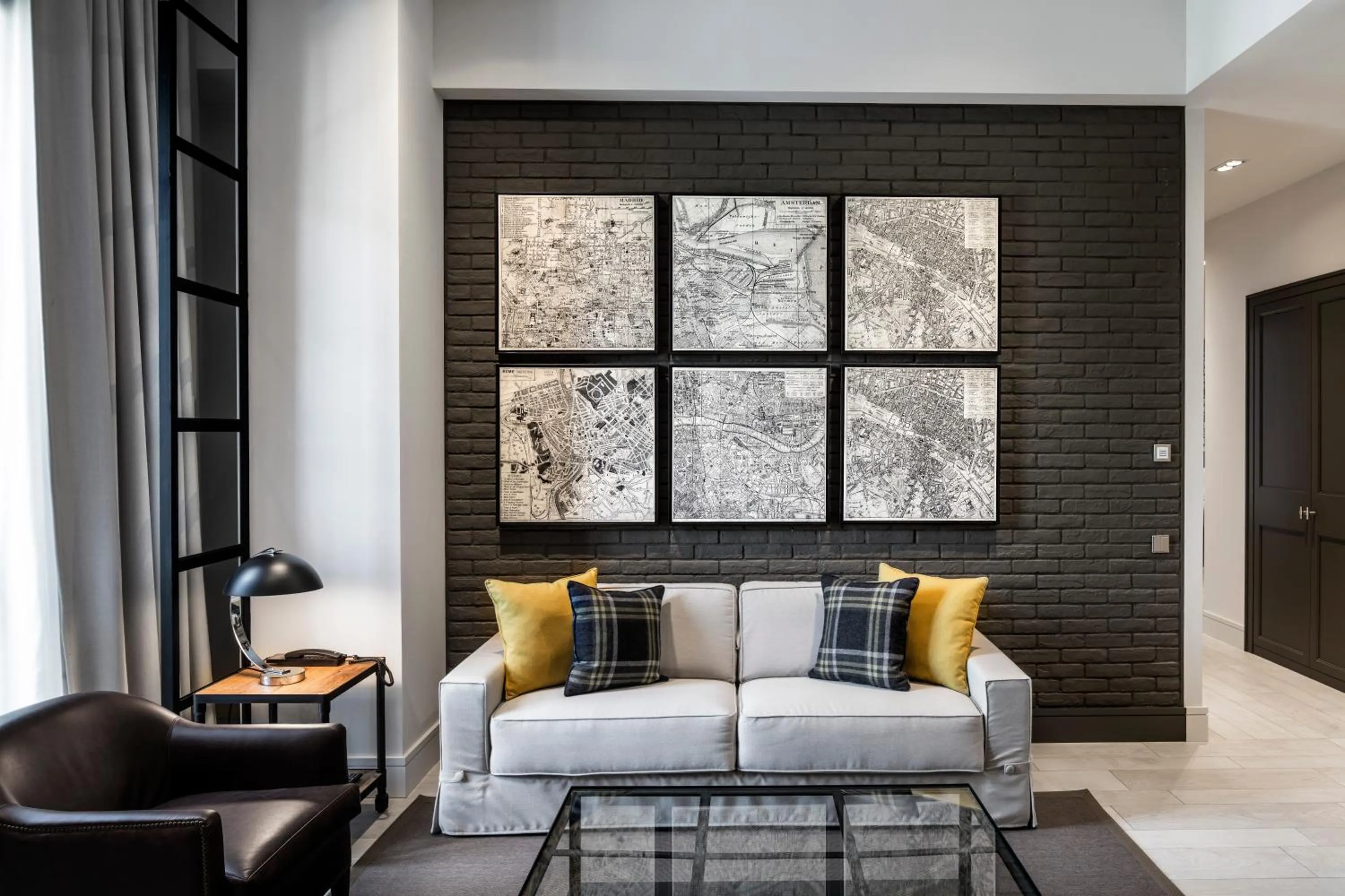 Living room in Midtown Apartments