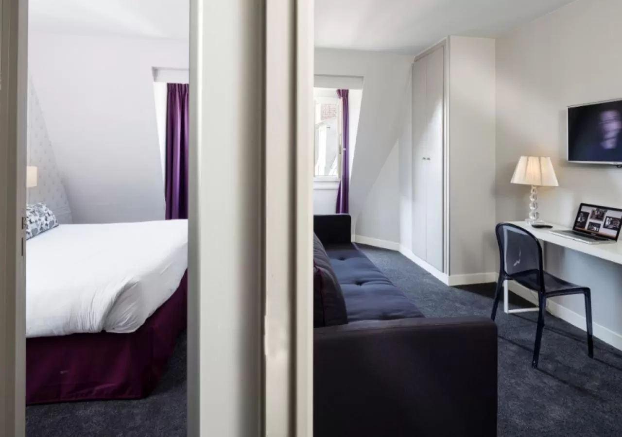 Bed in Hôtel Paris Vaugirard