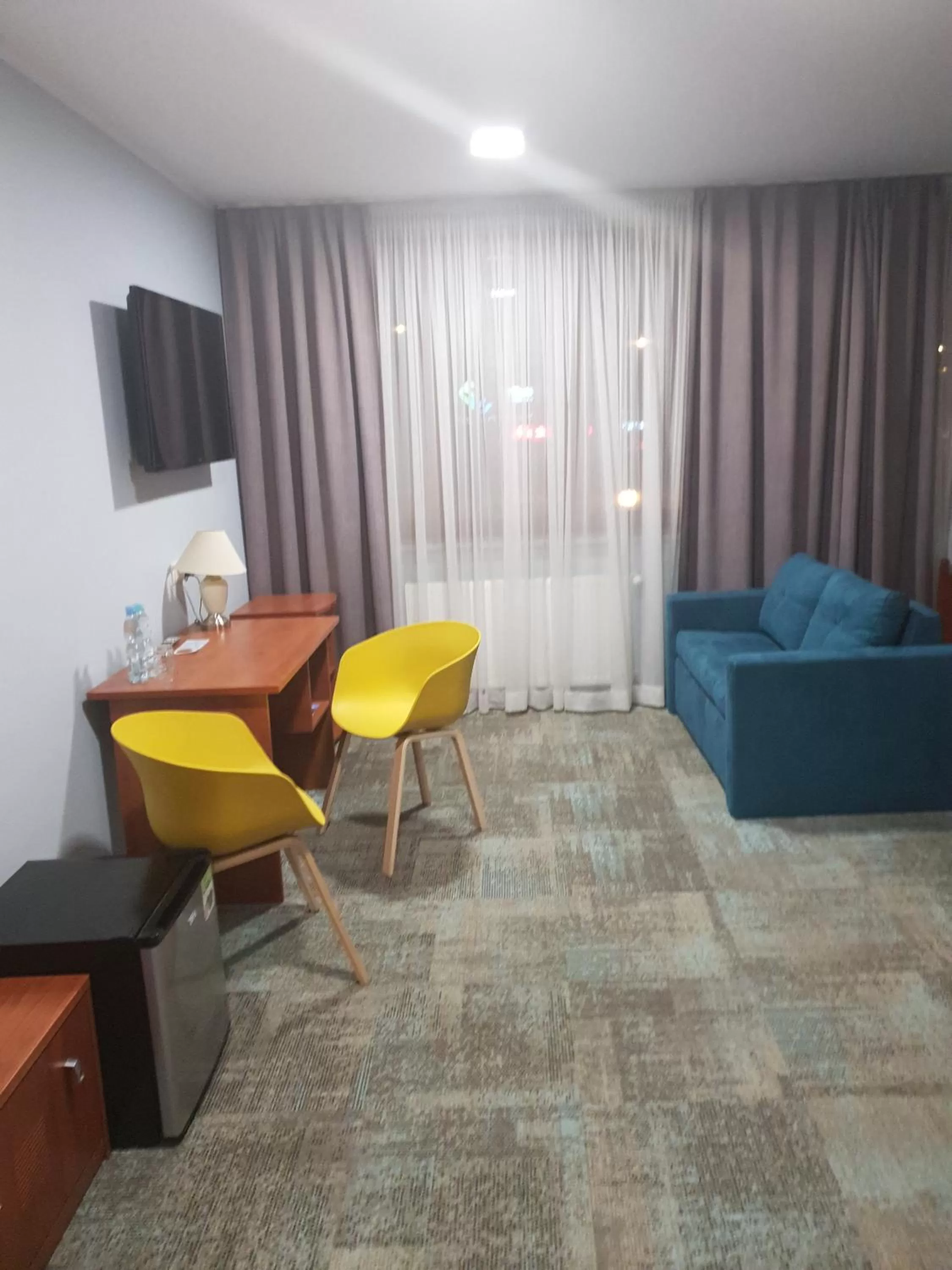 Photo of the whole room in Carina Hotel