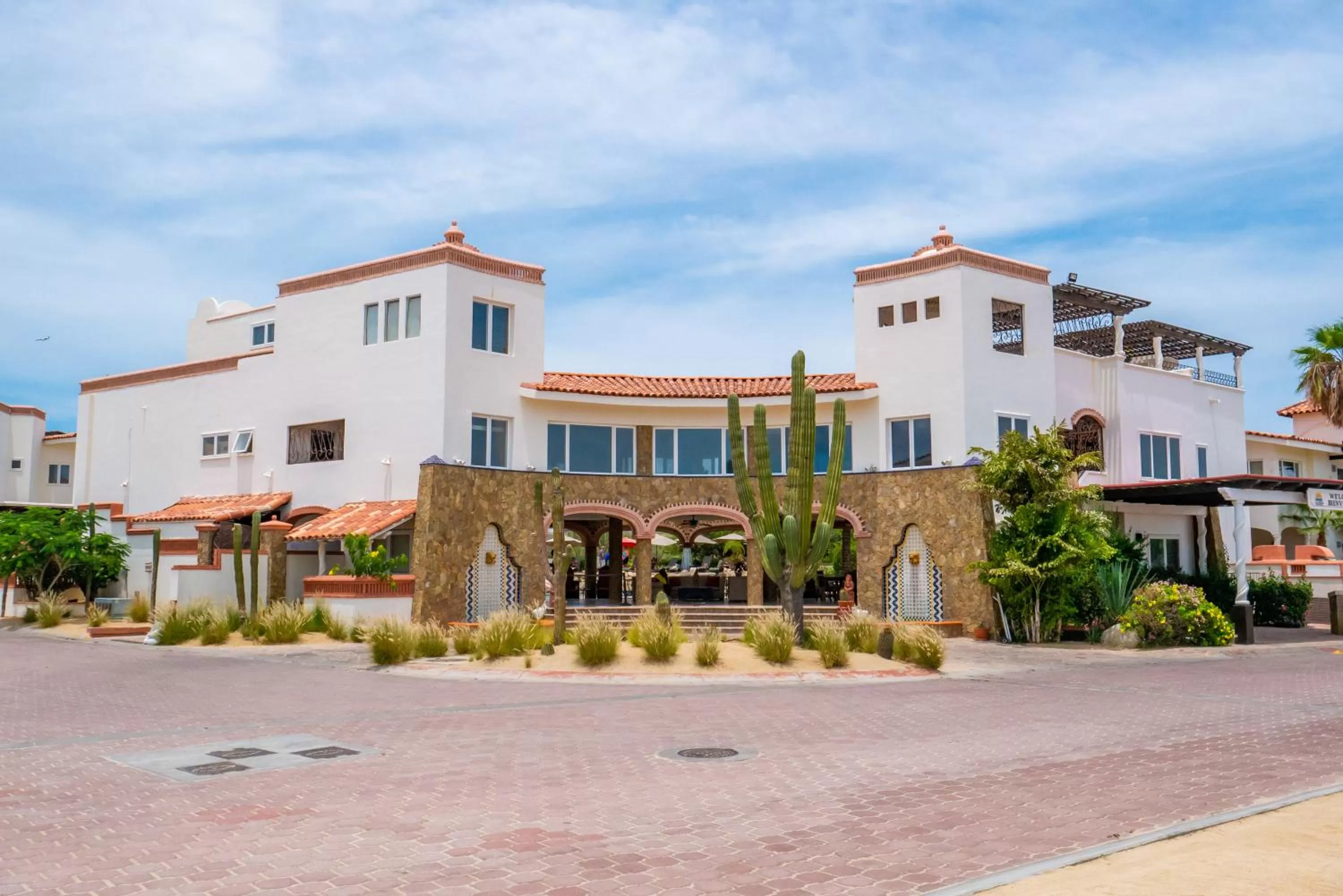 Property building in Los Cabos Golf Resort, Trademark Collection by Wyndham