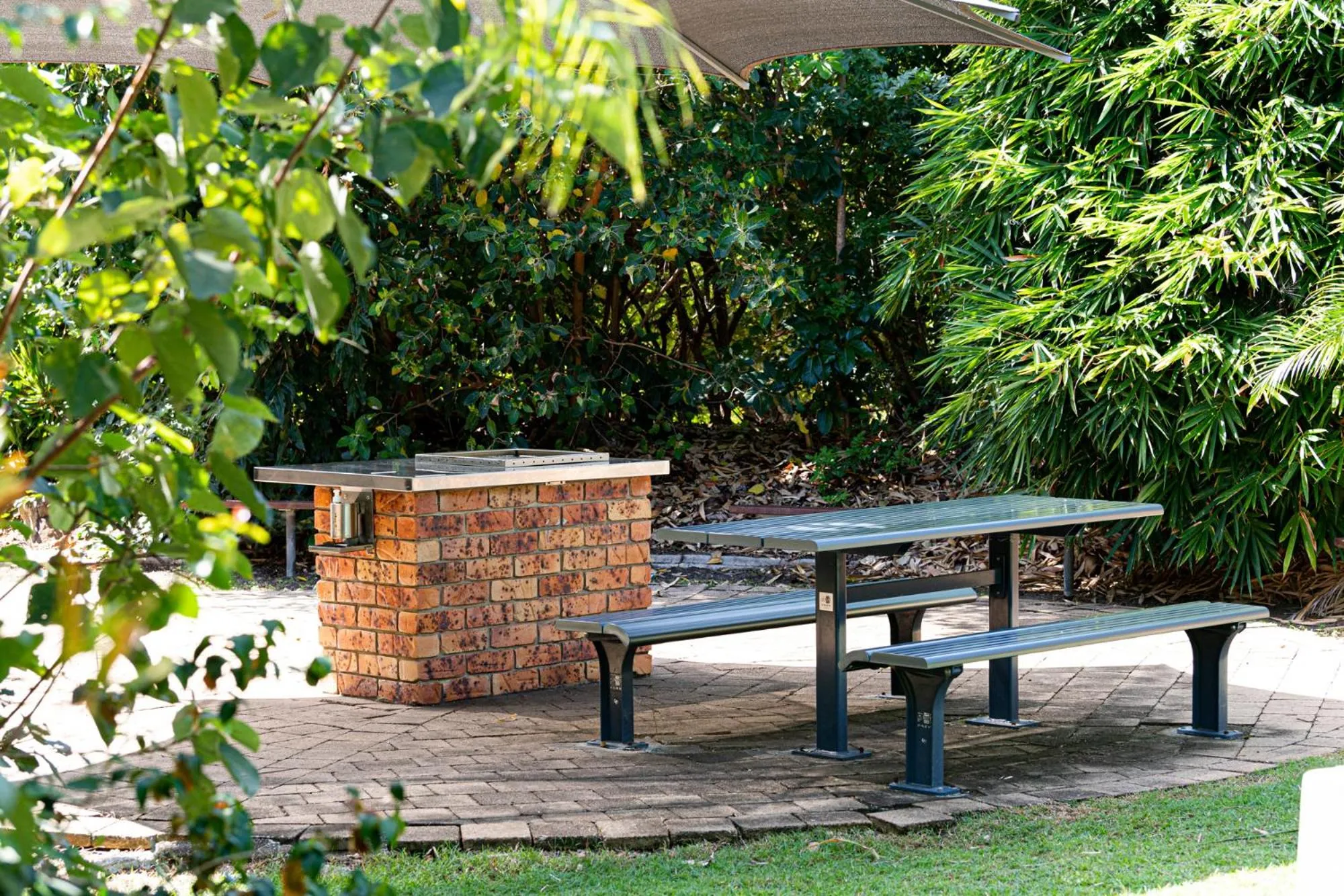 BBQ facilities in Kellys Beach Resort