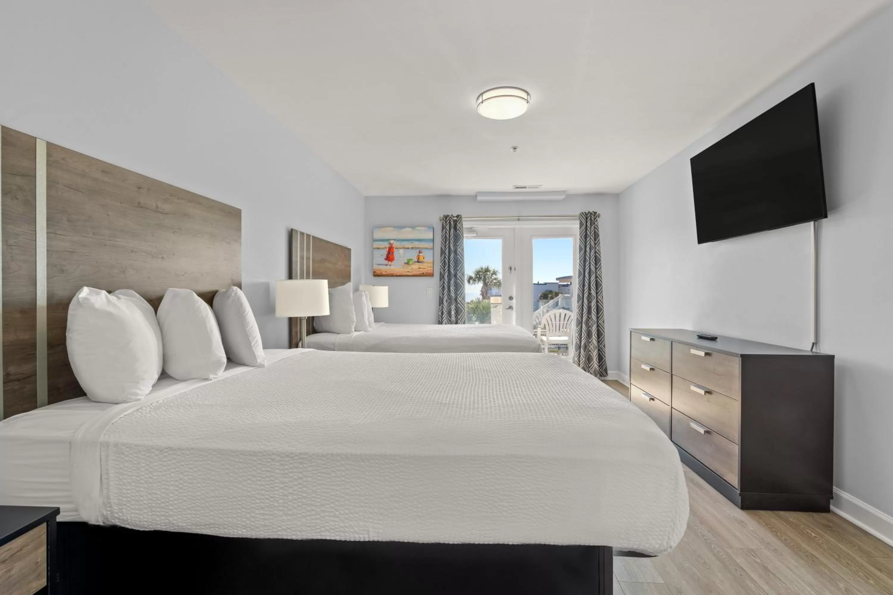 Bedroom, Bed in Ocean Escape Condos