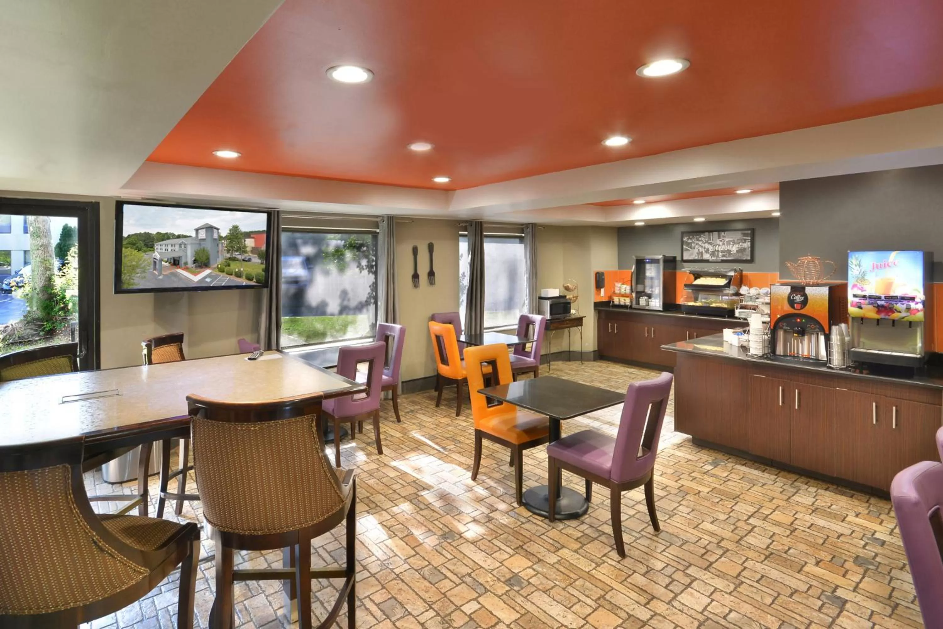 Breakfast in Inn at Clemson