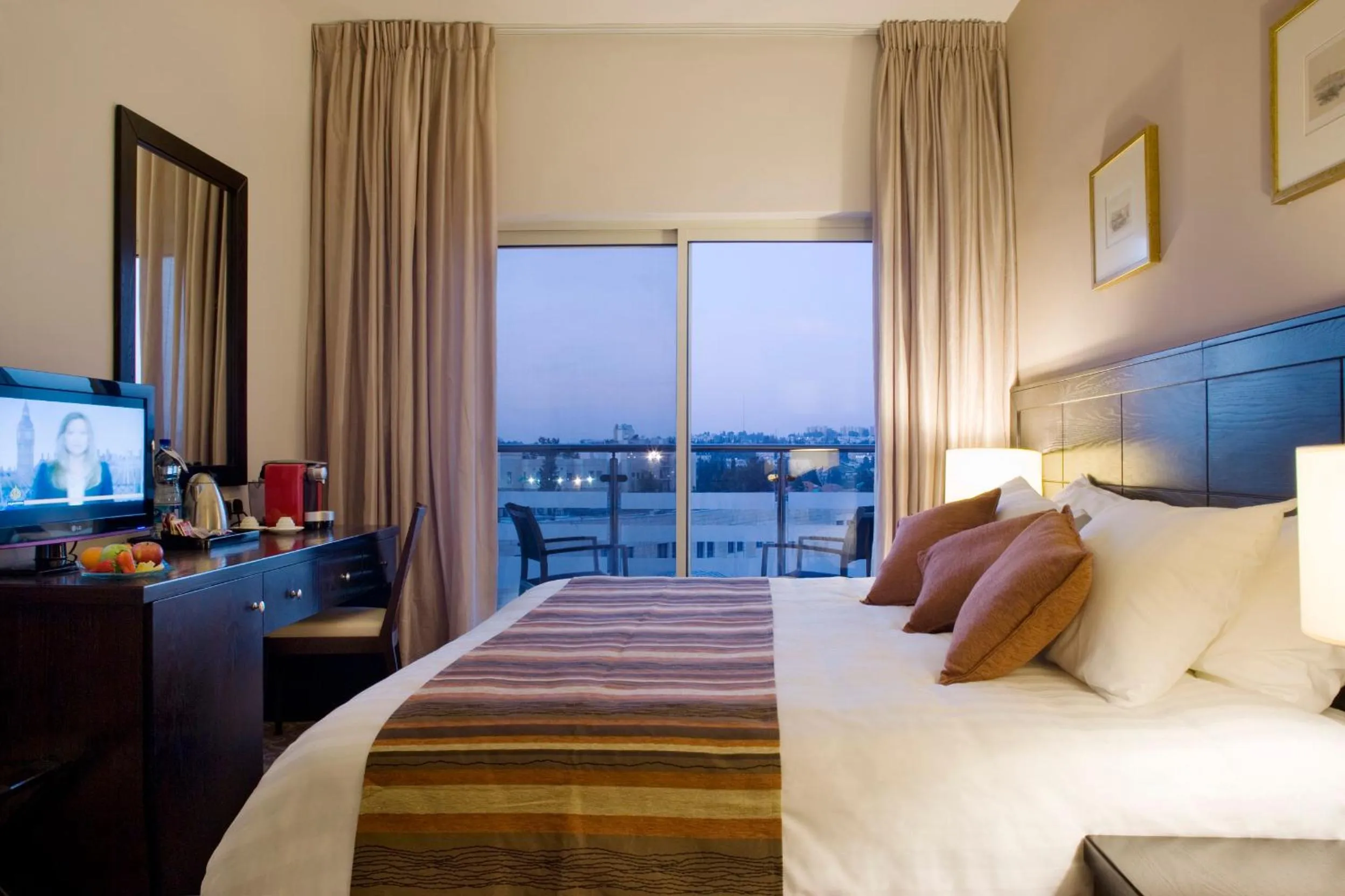 Bed in St. George Hotel