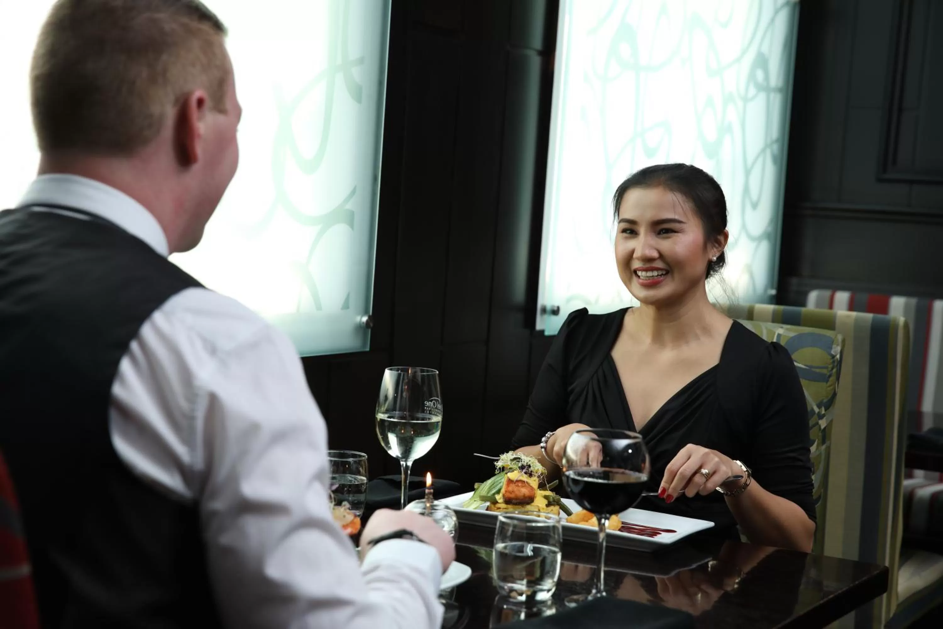 Restaurant/places to eat in Kelvin Hotel