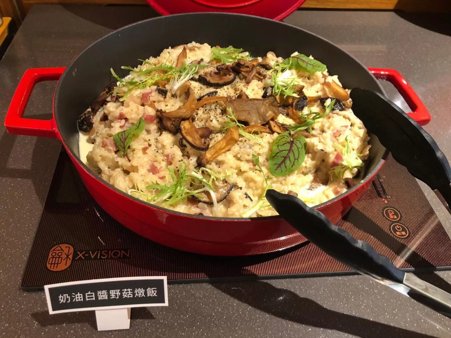 Breakfast in River inn Station