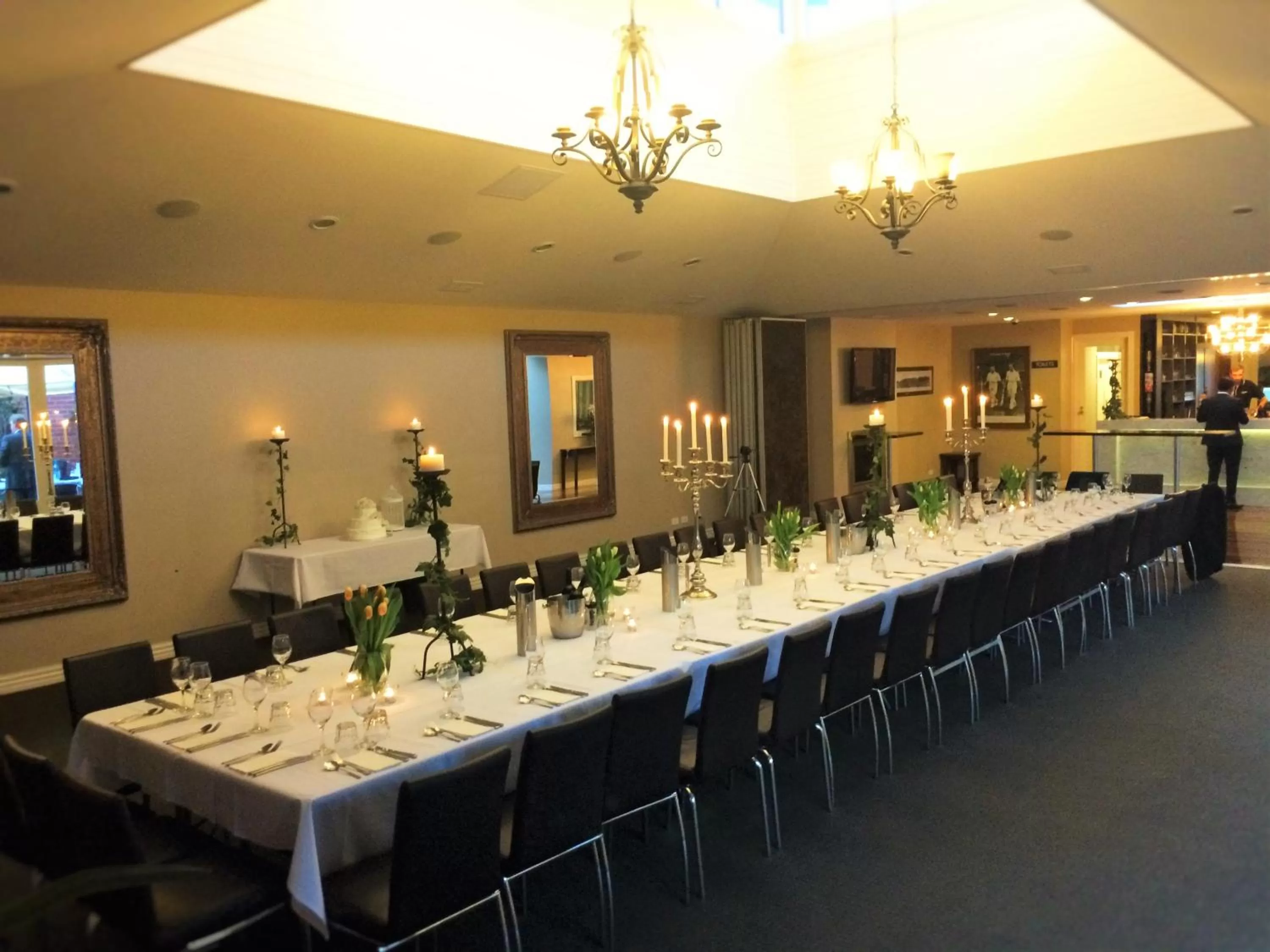 Banquet/Function facilities, Restaurant/Places to Eat in Oscars Hotel and Cafe Bar