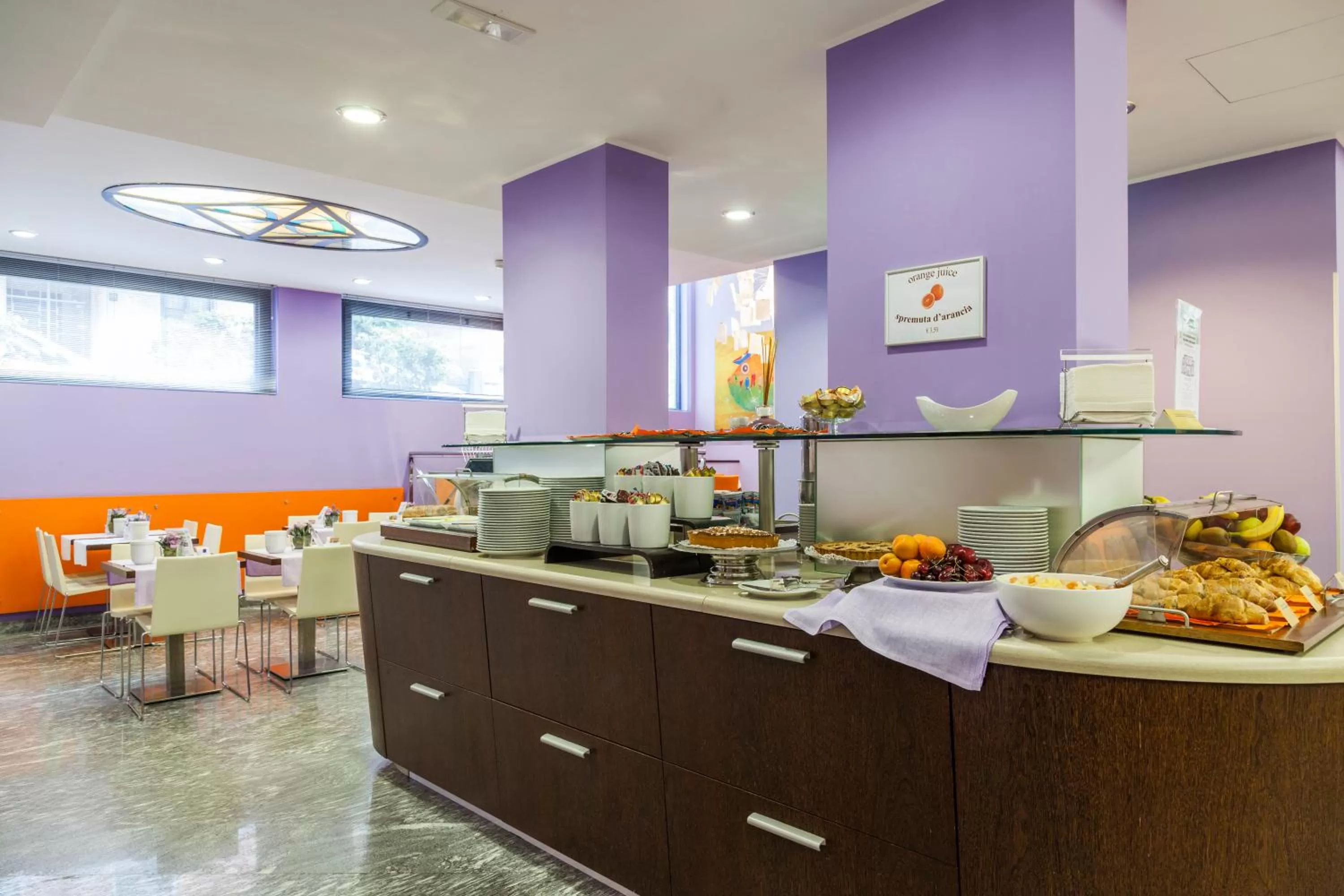 Food close-up in Hotel Des Etrangers