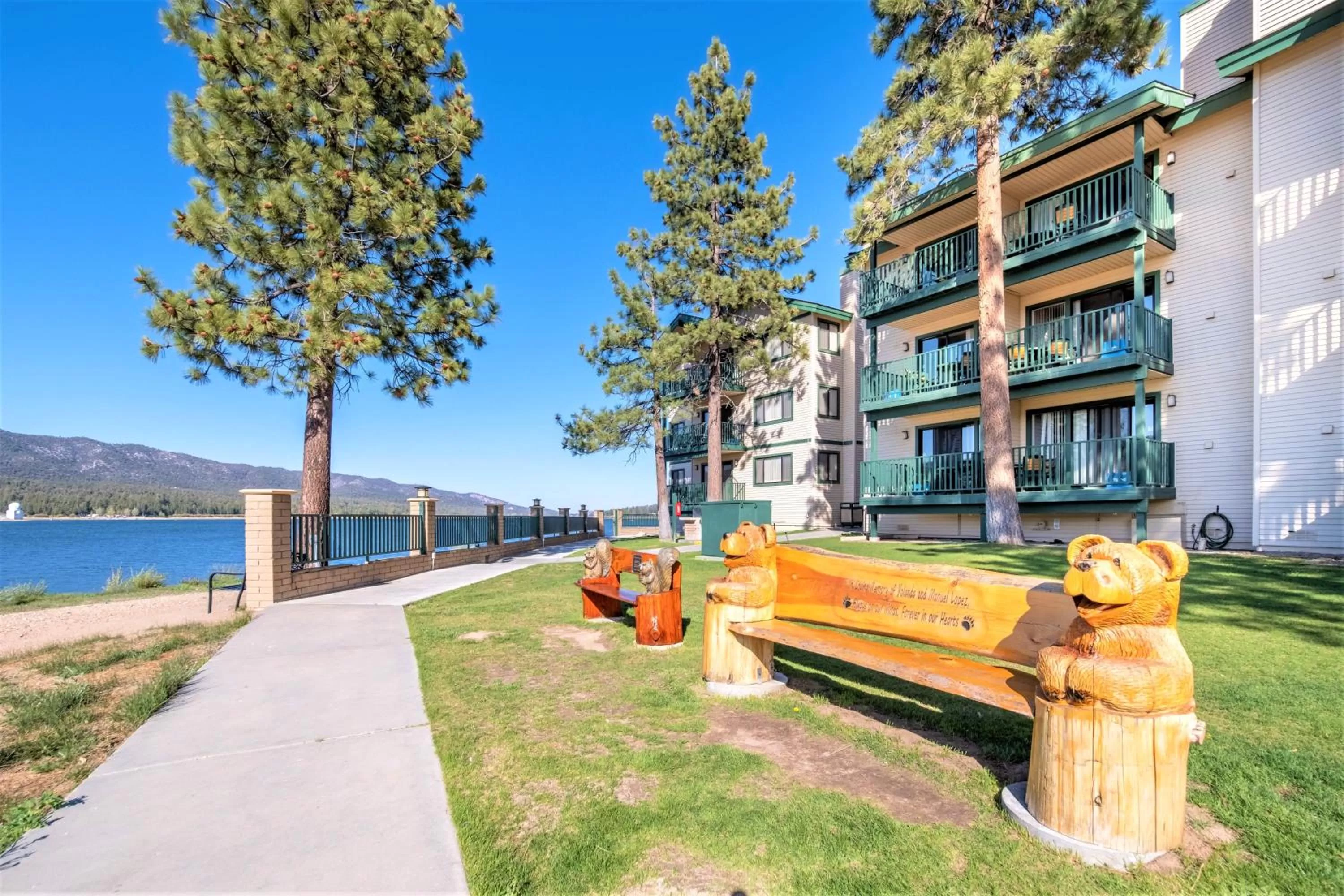 Property building in Lagonita Lodge