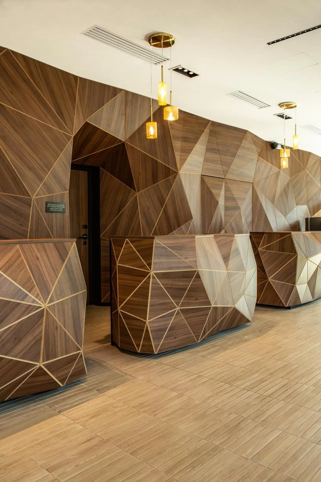 Lobby or reception in Crowne Plaza - Nice - Grand Arenas by IHG