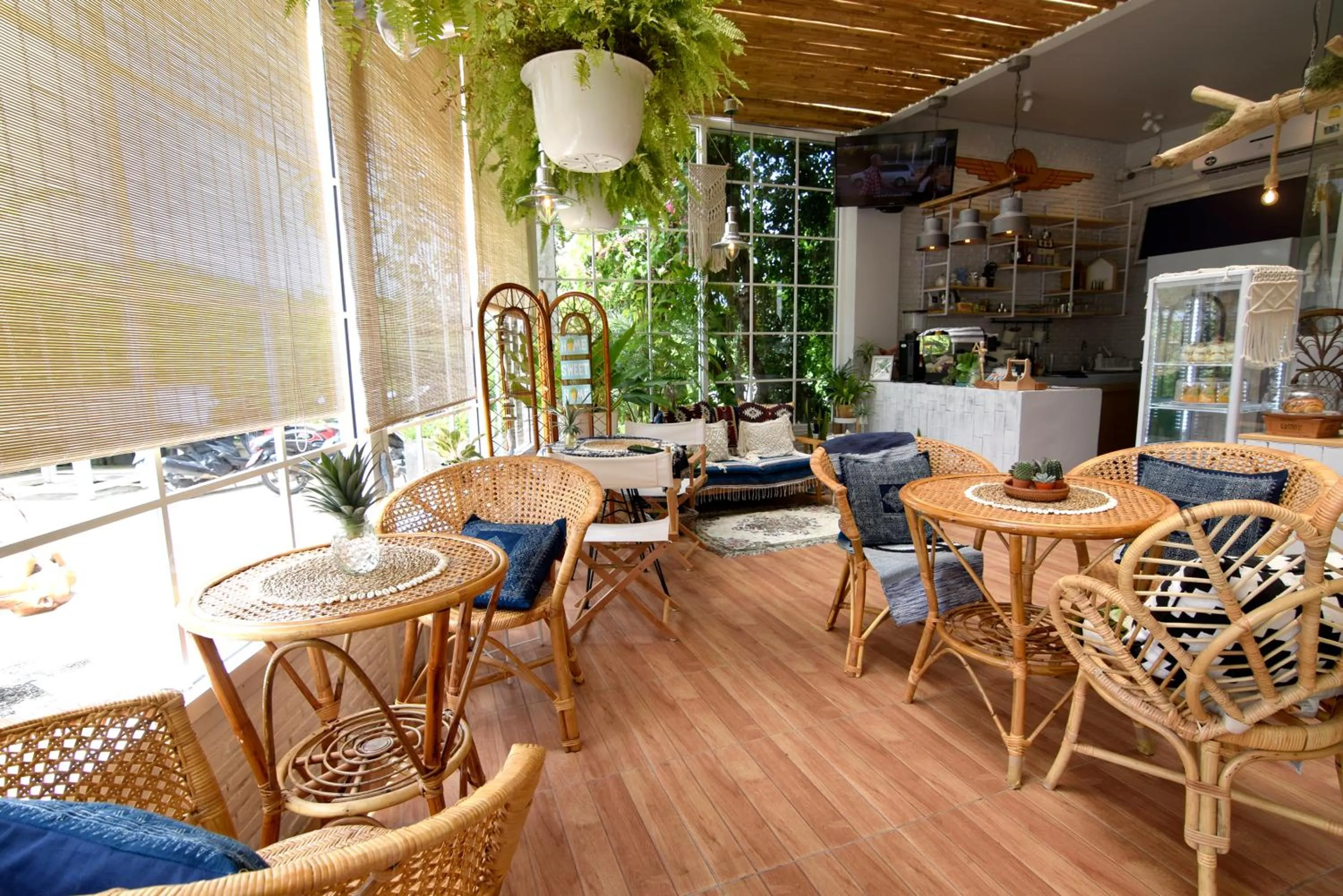 Chill House at Naiyang