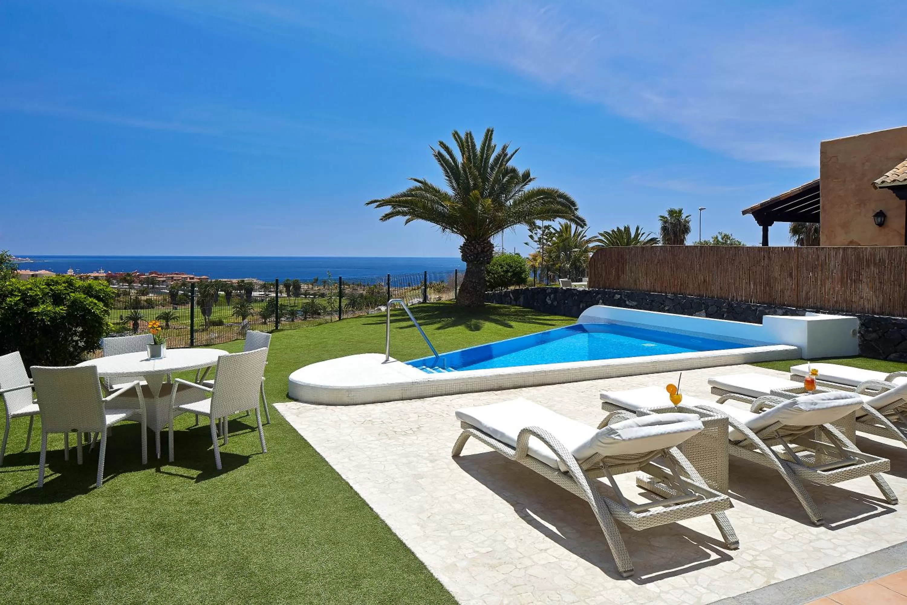 Day in Hotel Suite Villa Maria