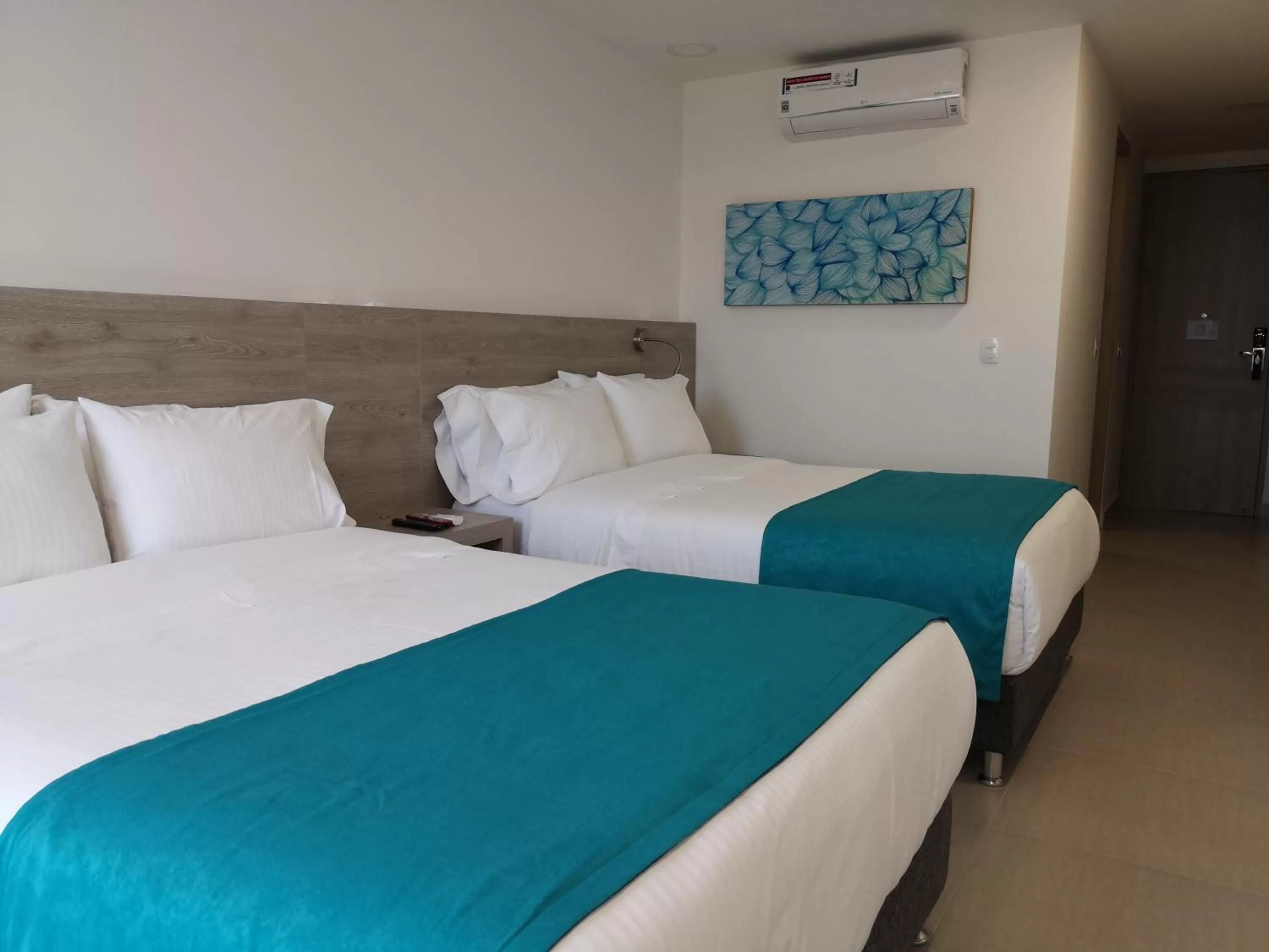 Double Room - Disability Access in VVC Hotel's