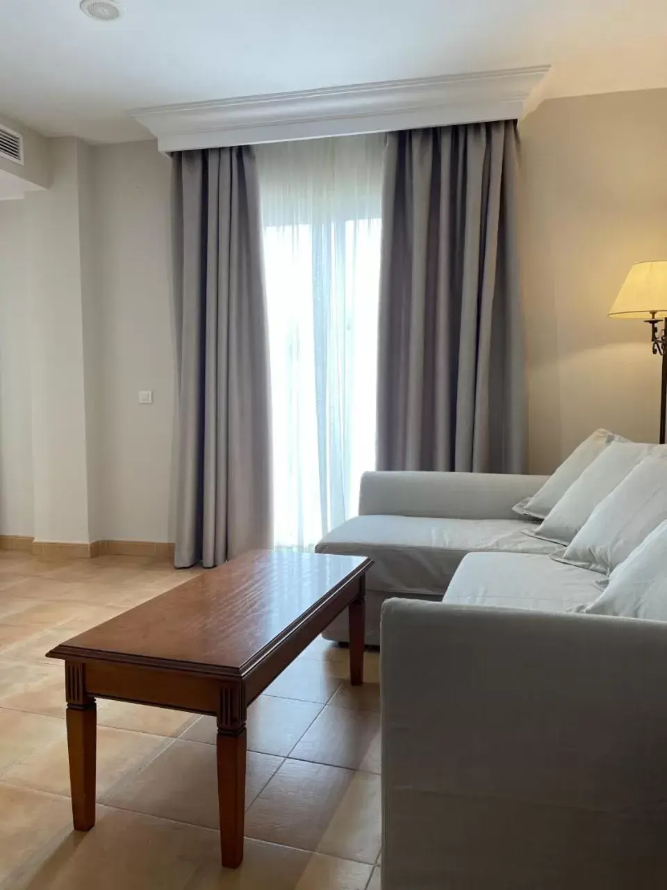 Standard Family Room in Hotel Almijara Standard Family Room in Hotel Almijara