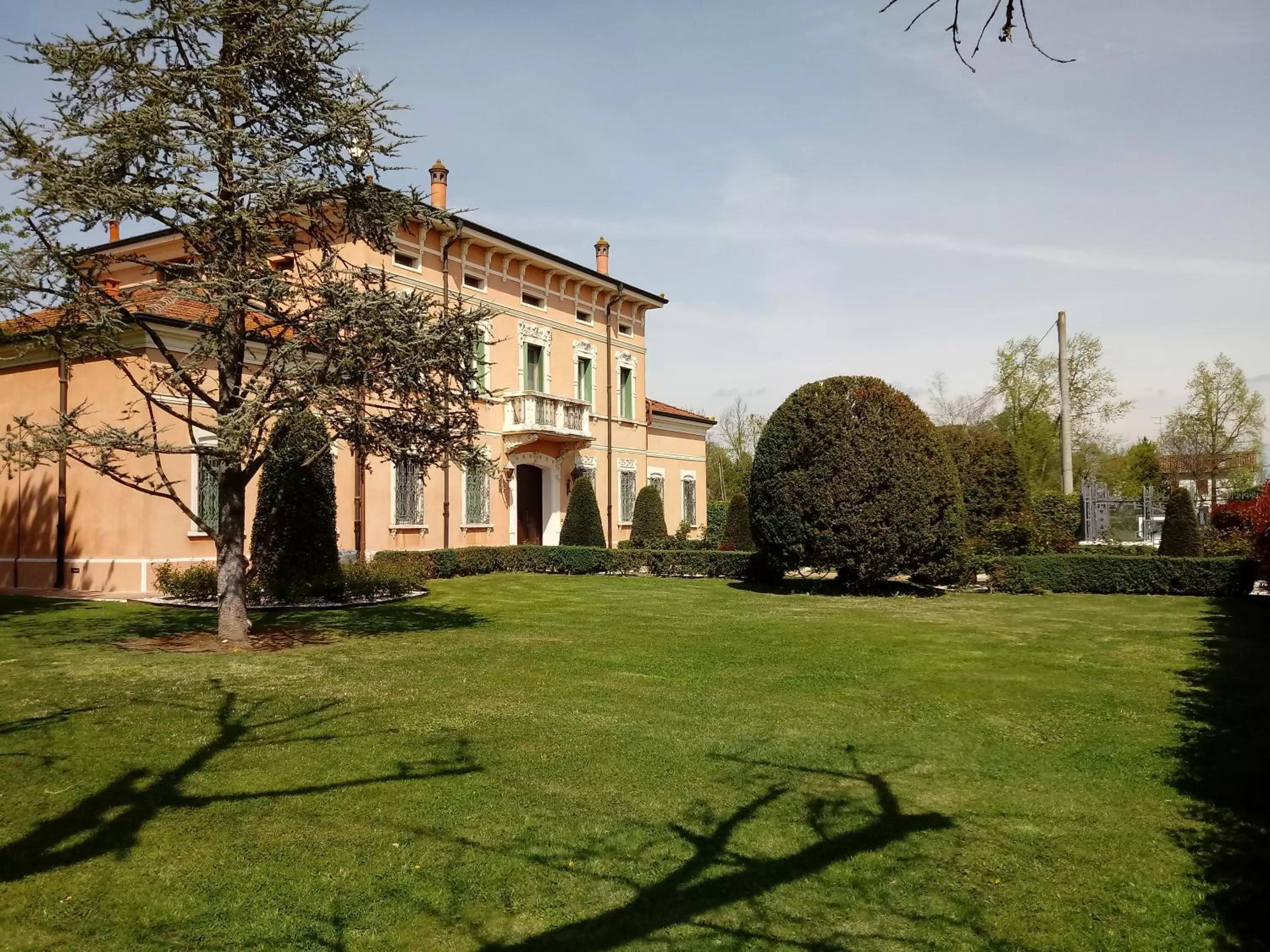 Property Building in B&B Residence il Ciliegio , Via Villa Superiore 93 Luzzara