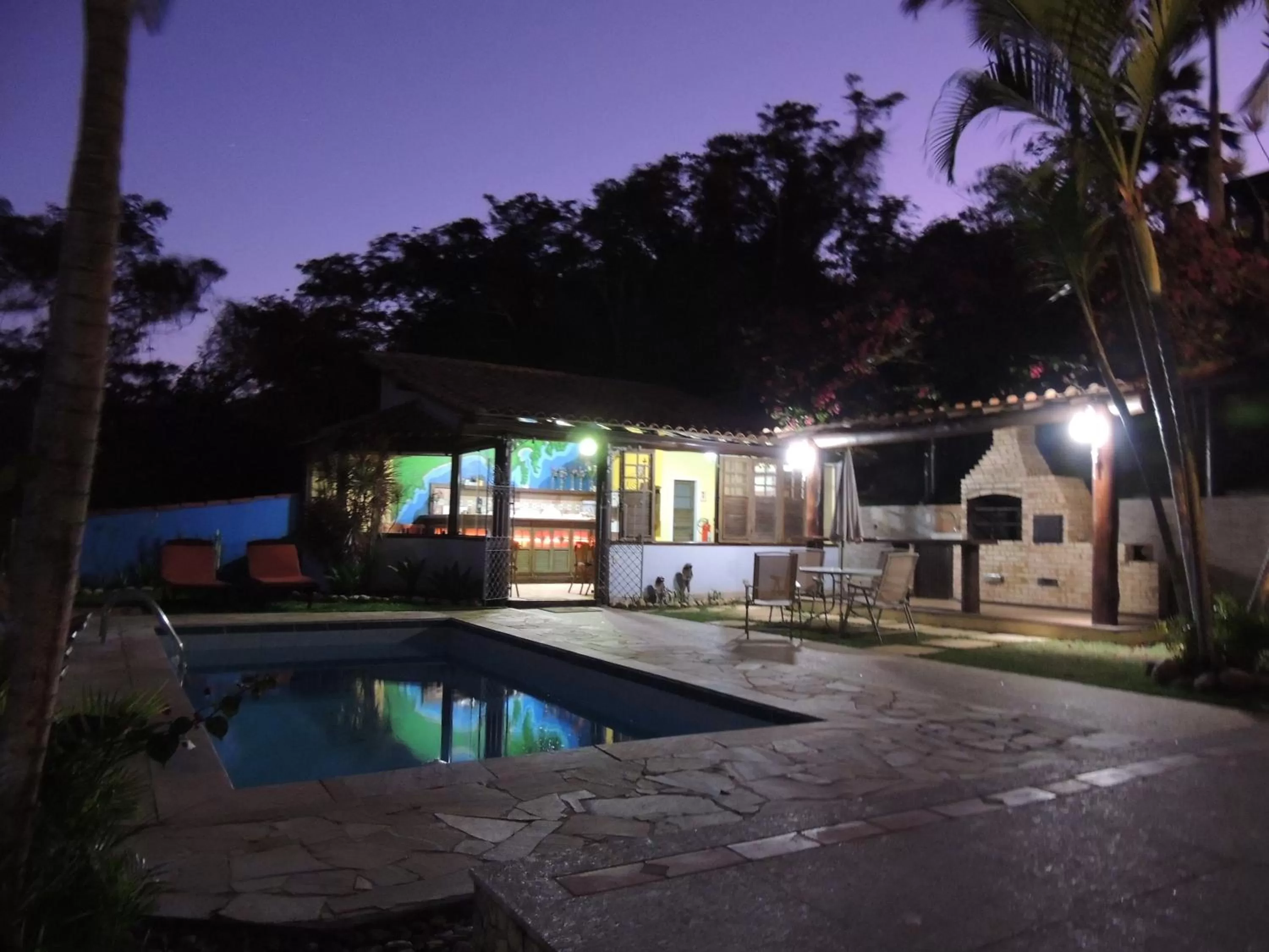 BBQ facilities, Property Building in Pousada Akaroa