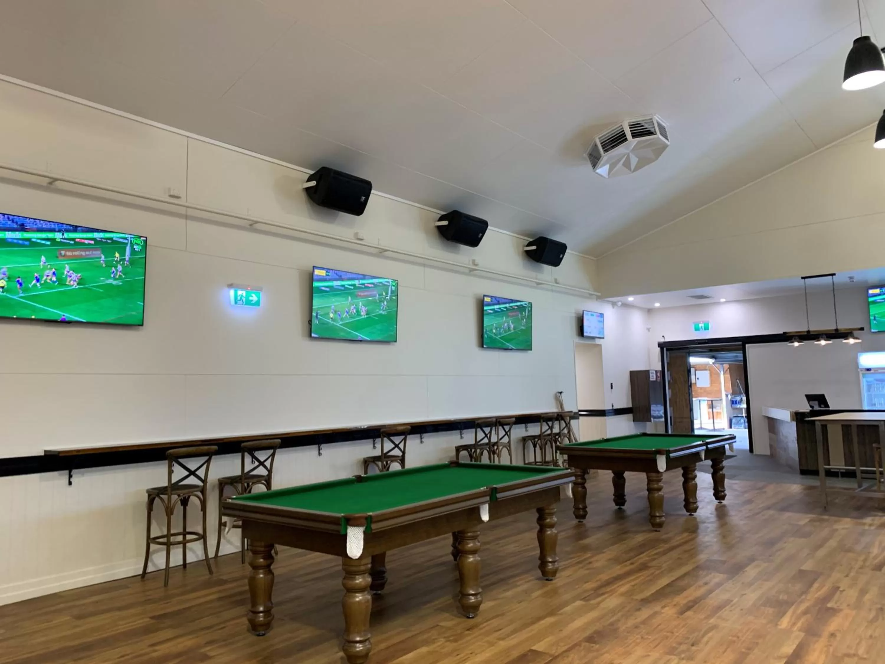 Billiards in Club Hotel Motel Roma