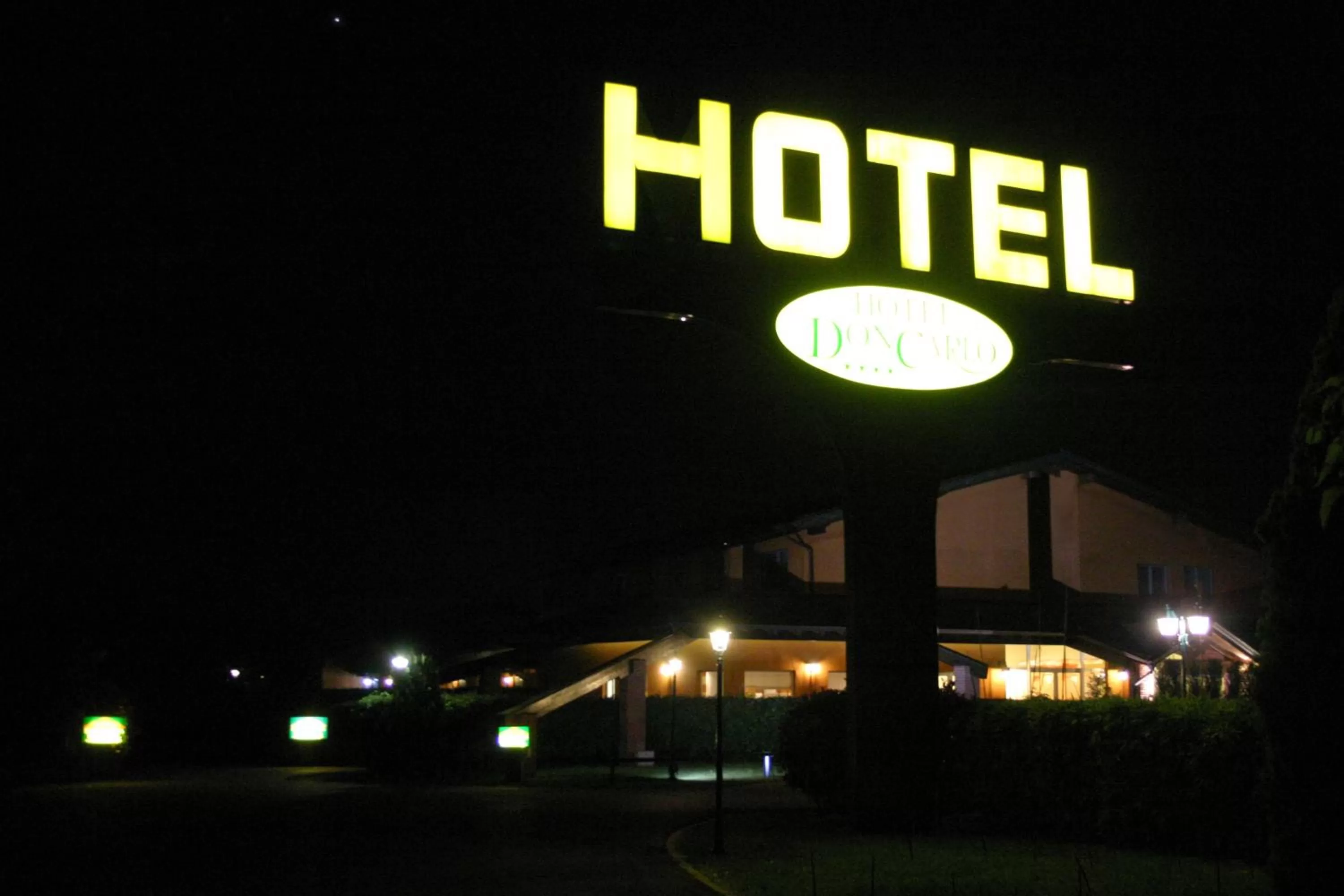 Property building in Hotel Don Carlo