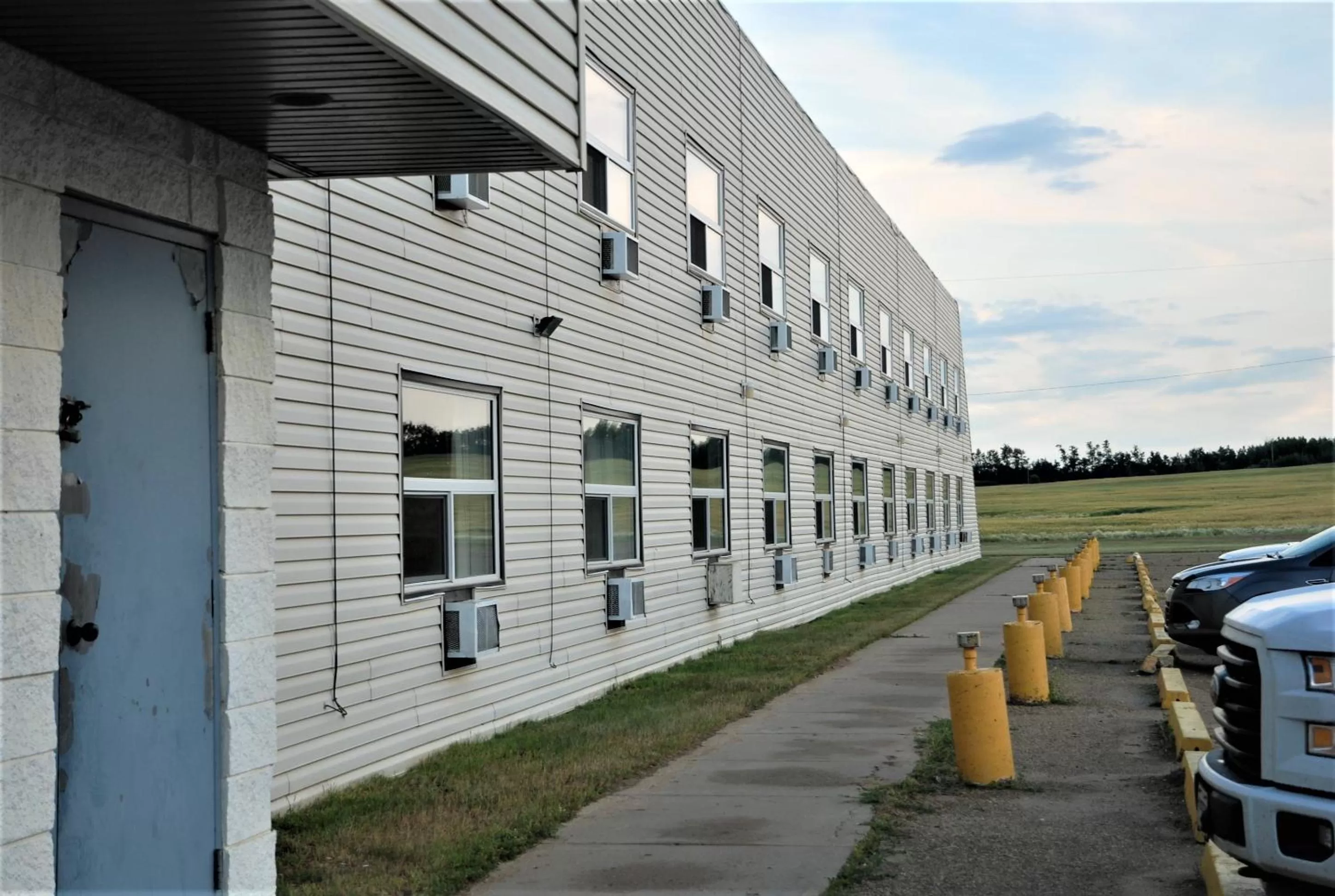 Property building in Country Garden Inn & Restaurant