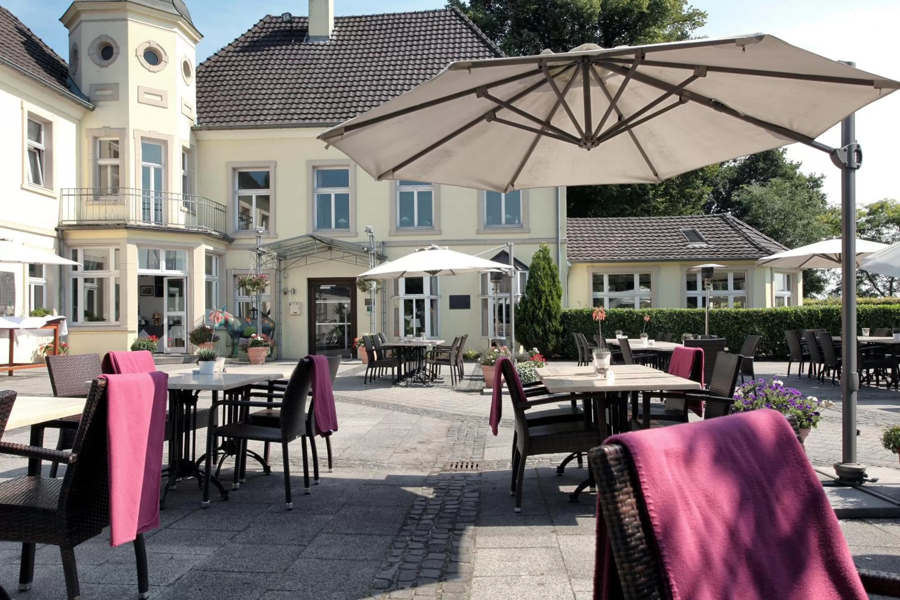 Property building in Hotel Haus Duden