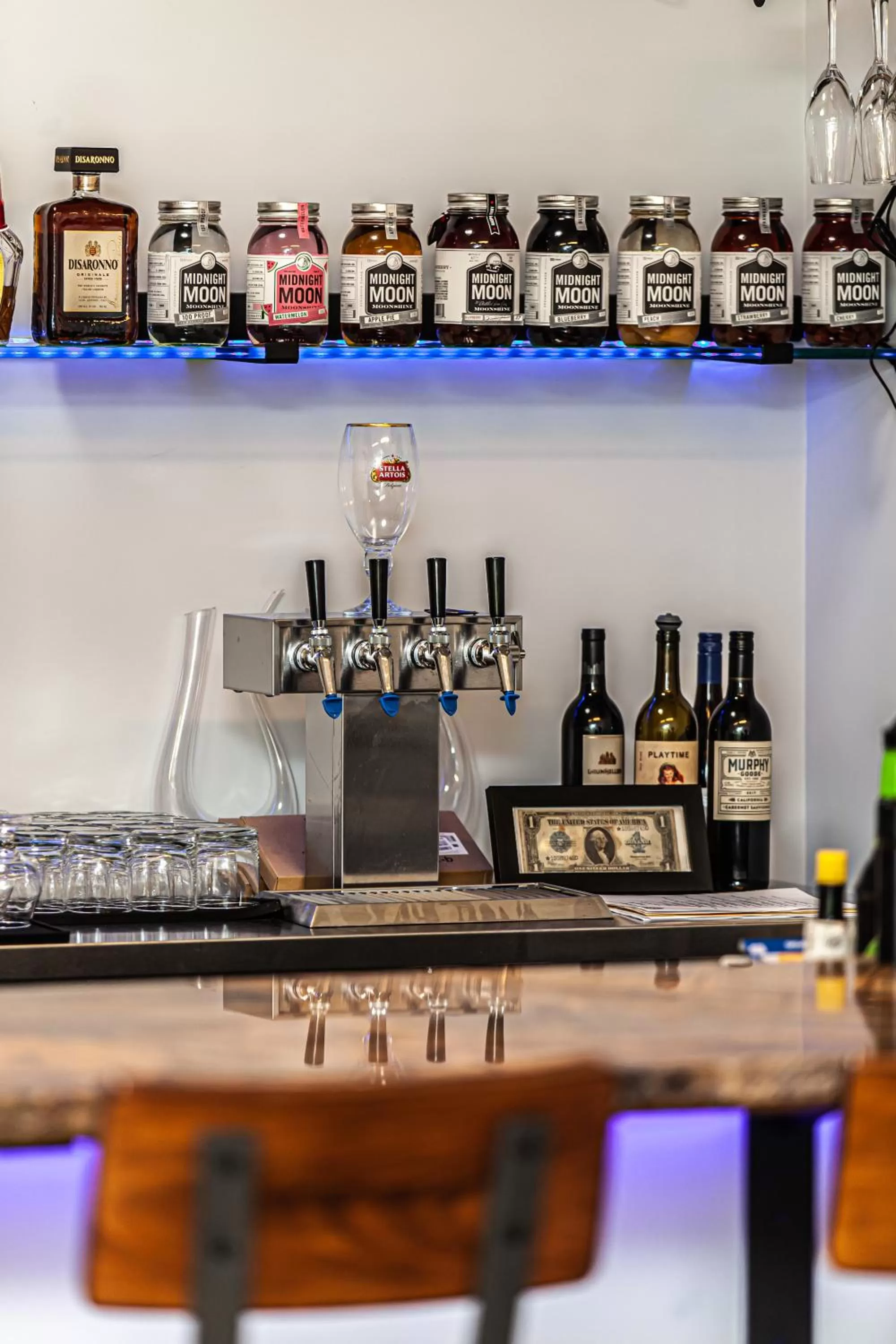 Lounge or bar in SKYLARANNA Resort & SPA